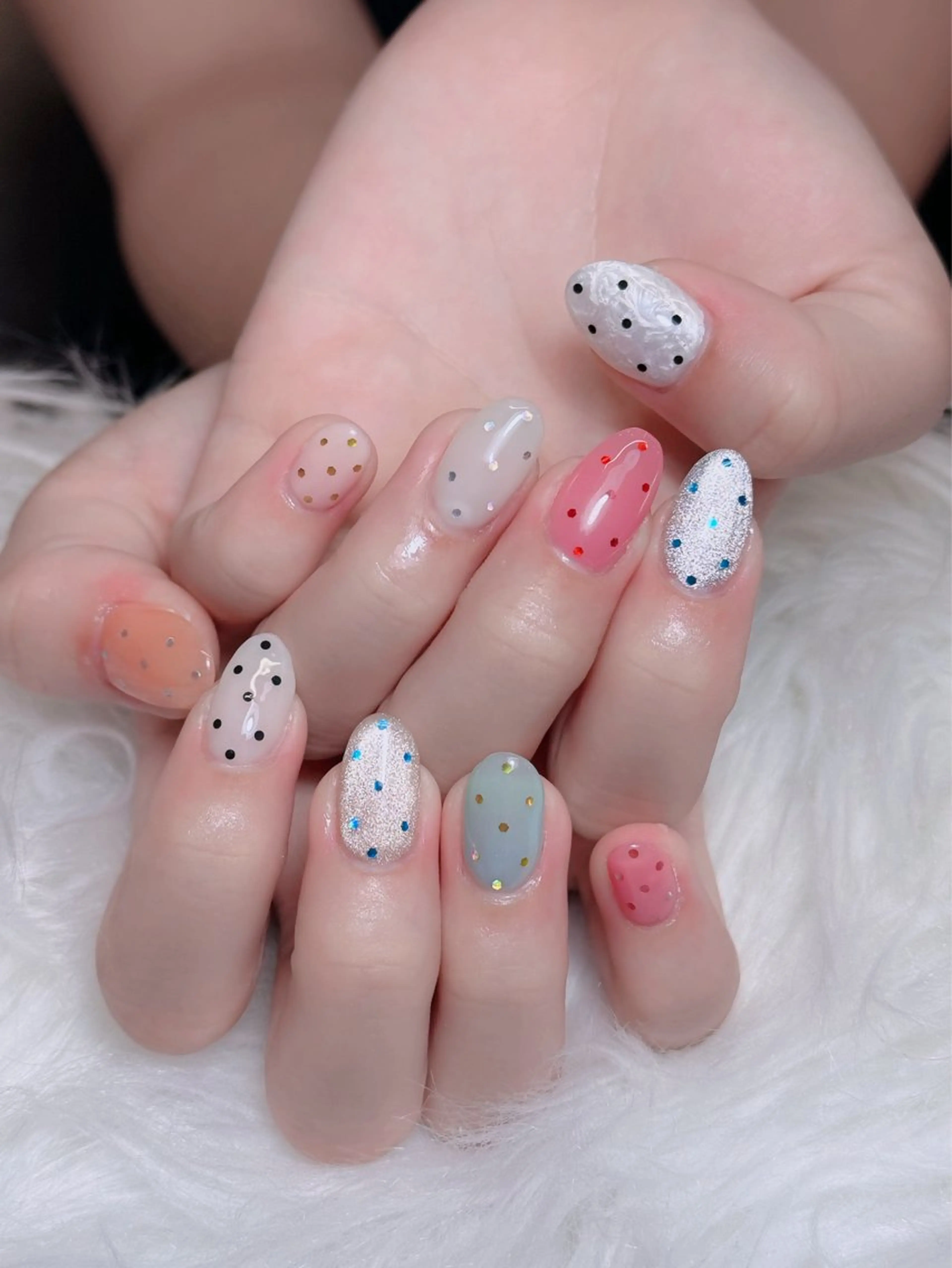 ネイル オーロラネイル チークネイル フットネイル フレンチネイル 韓国ネイル ハンドネイル Lumi Nail 新大久保3‘のネイルデザイン