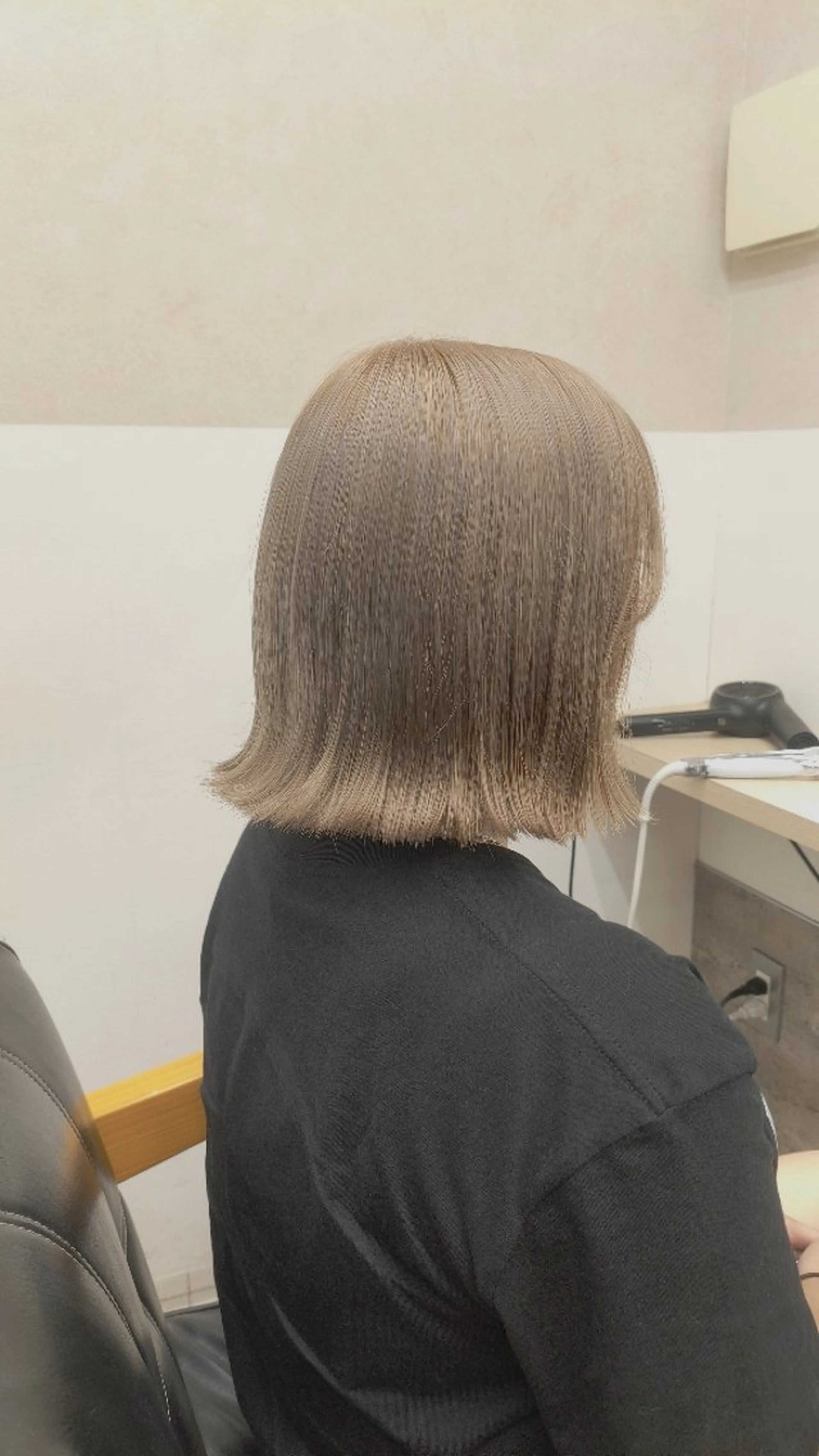 カラー ミディアム ヘアカラー トリートメント たつや/ハイトーン/ バレイヤージュのヘアスタイル
