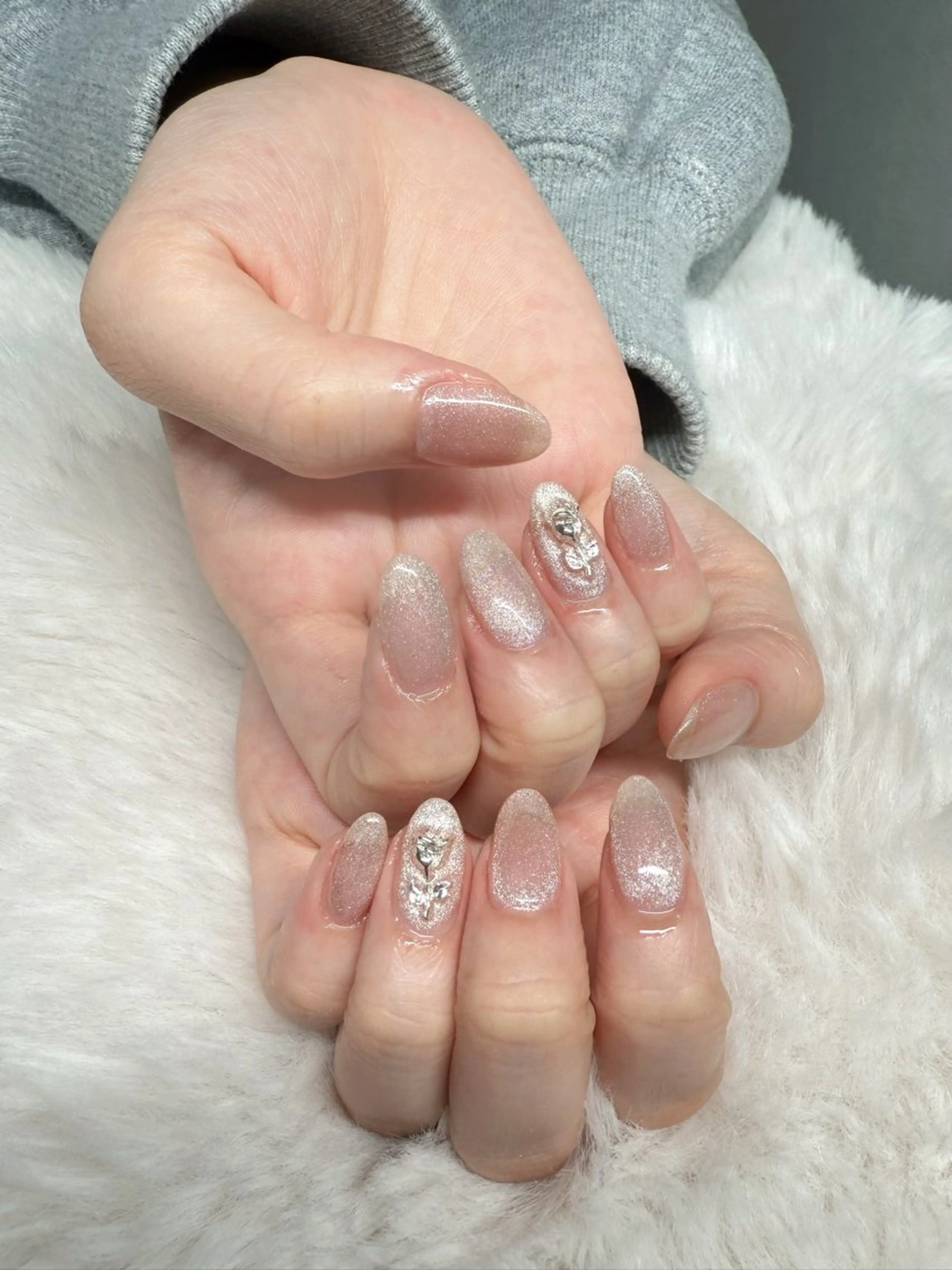 ネイル ハンドネイル ハンドケア リン リンのネイルデザイン