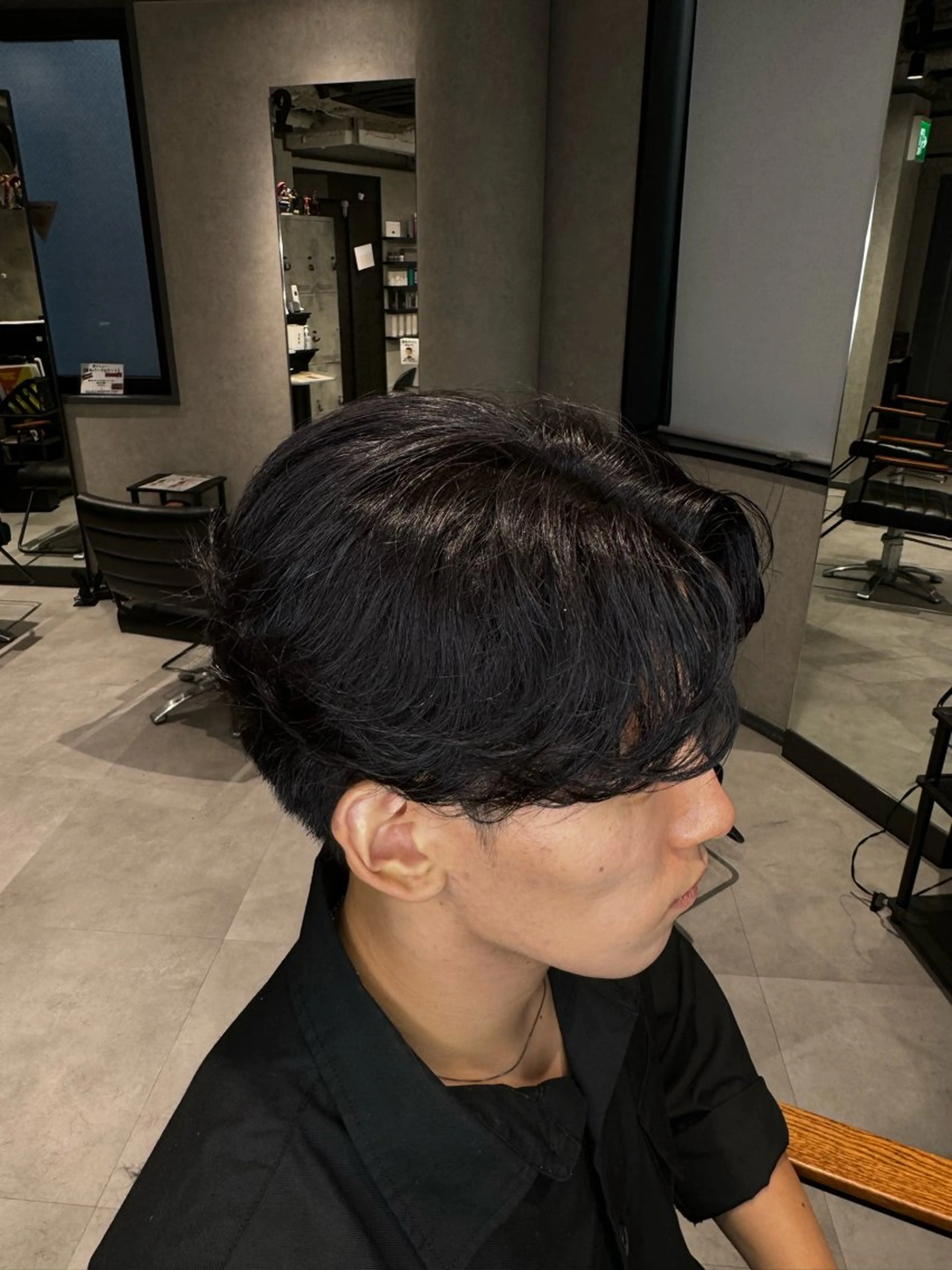 パーマ メンズ メンズ韓国風 カット パーマ 韓国特化🇰🇷愁斗 センターパートパーマのヘアスタイル