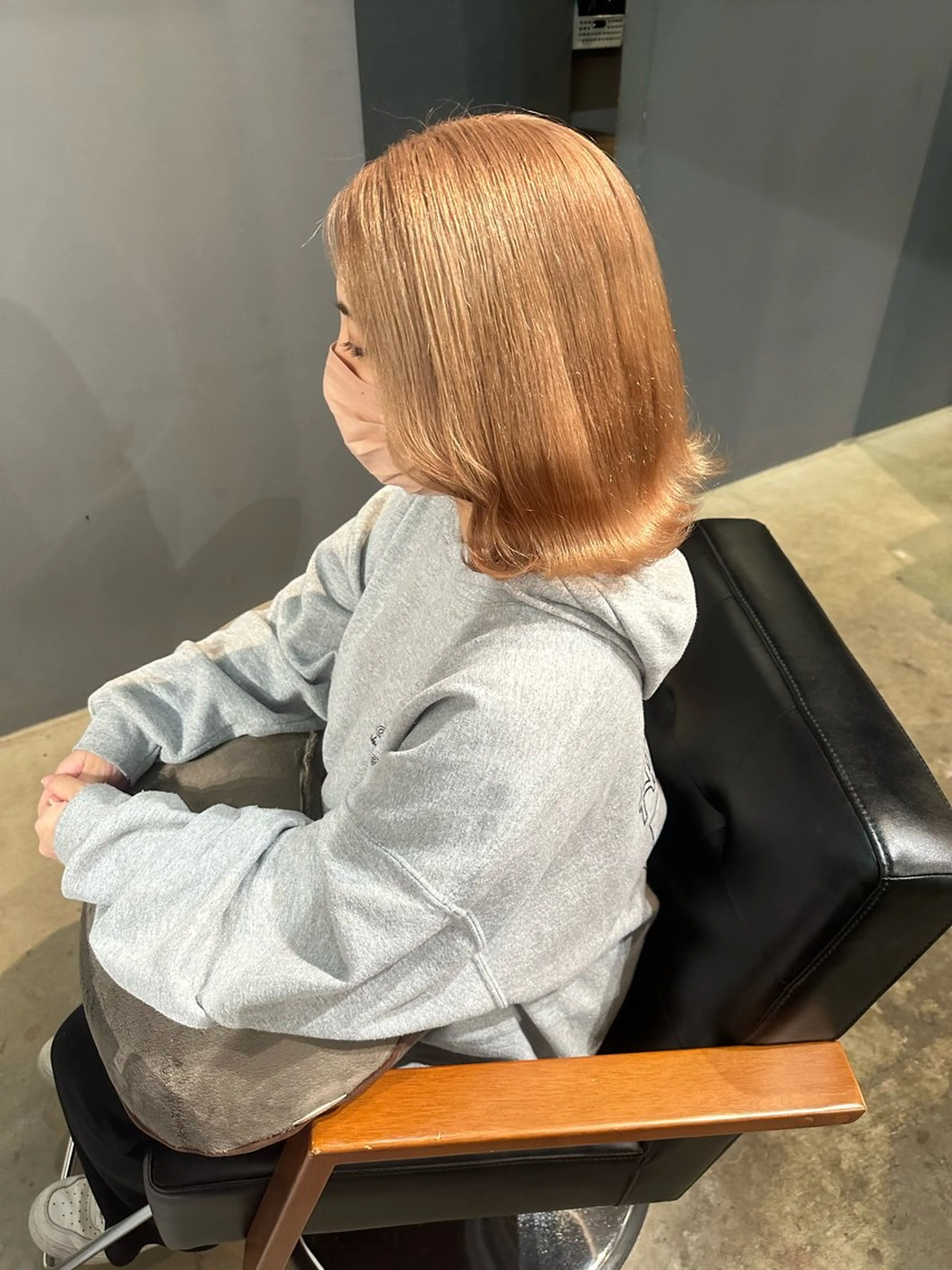 セミロング カラー ヘアカラー Baby美容師 Ninaのヘアスタイル