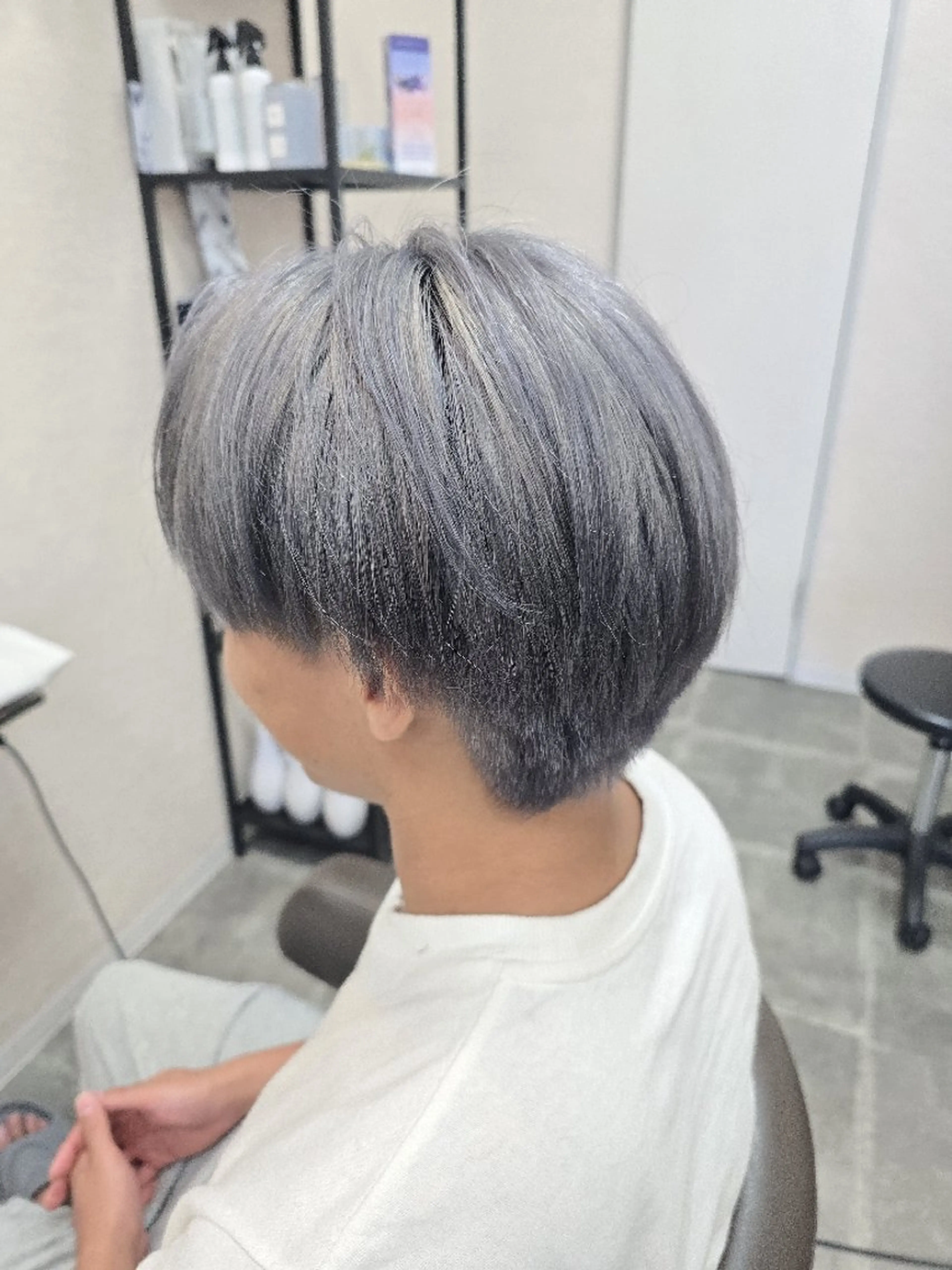 メンズ ショート カラー メンズハイライト メンズインナーカラー メンズパーマ ハイライトカラー インナーカラー カット ヘアカラー ヘアセット 石川 ジェウンのヘアスタイル