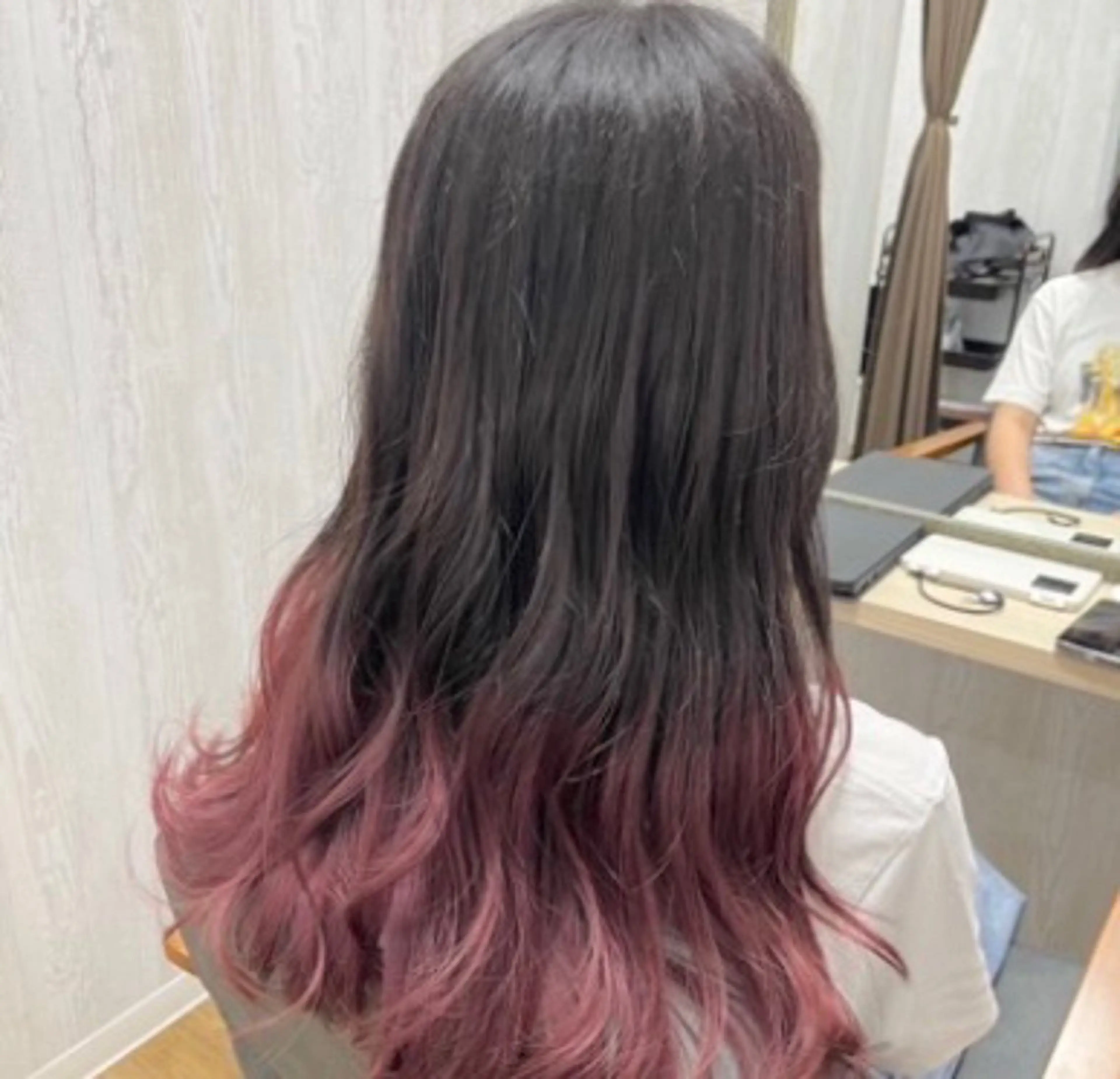 ロング カラー 阿部 優奈のヘアスタイル