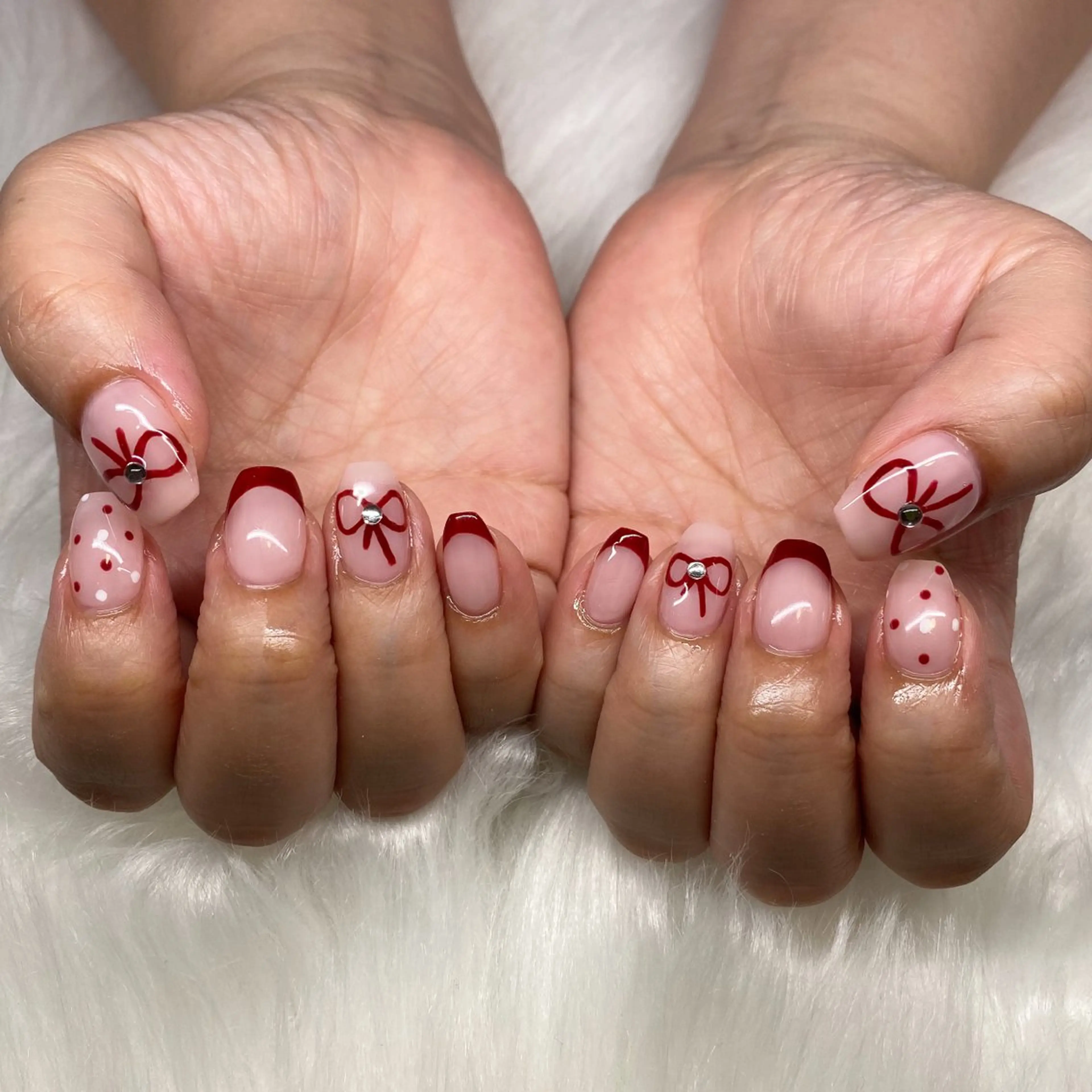 ネイル ガーリー リボン nail salon milkのネイルデザイン