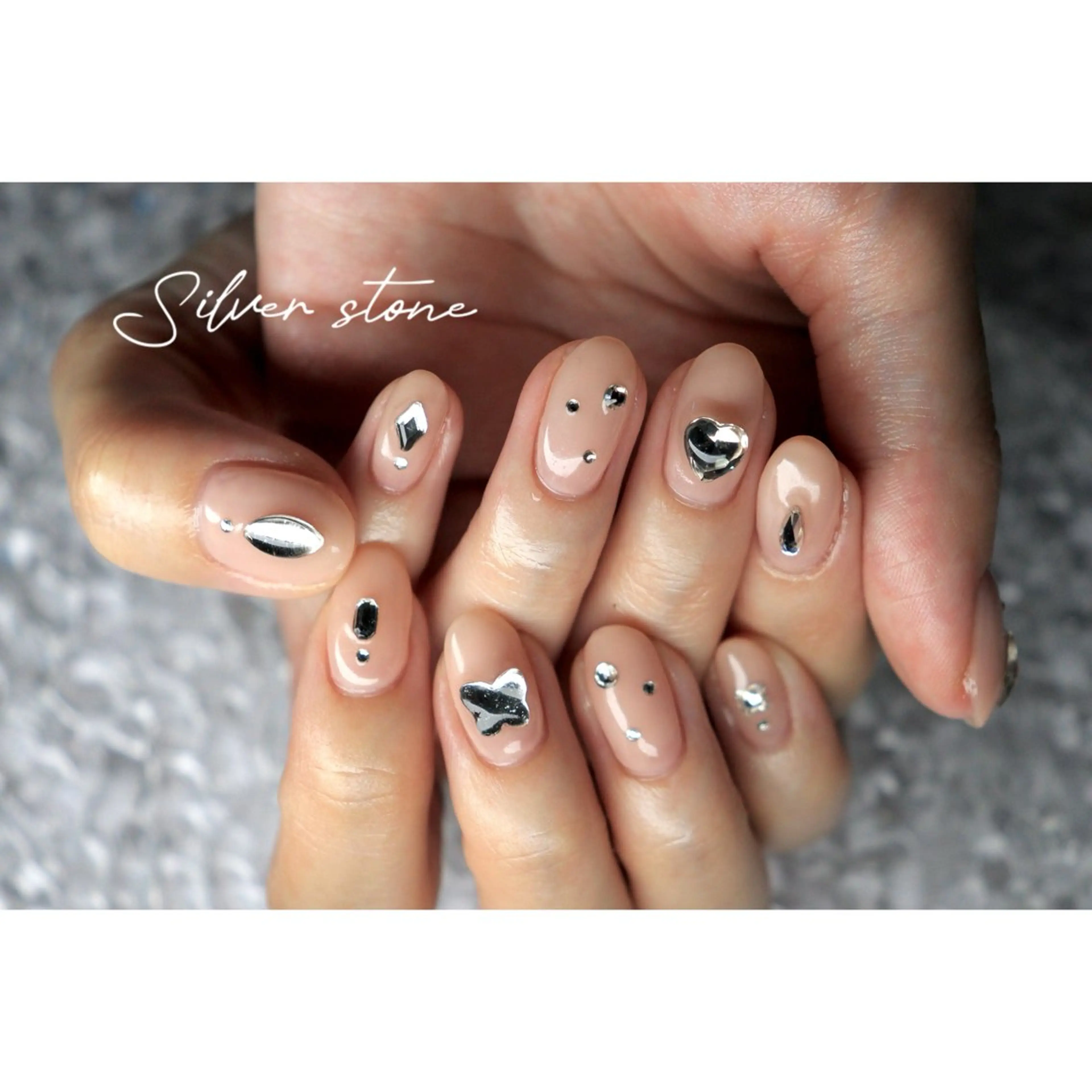 ネイル ストーンネイル ハンドネイル mapple nailのネイルデザイン