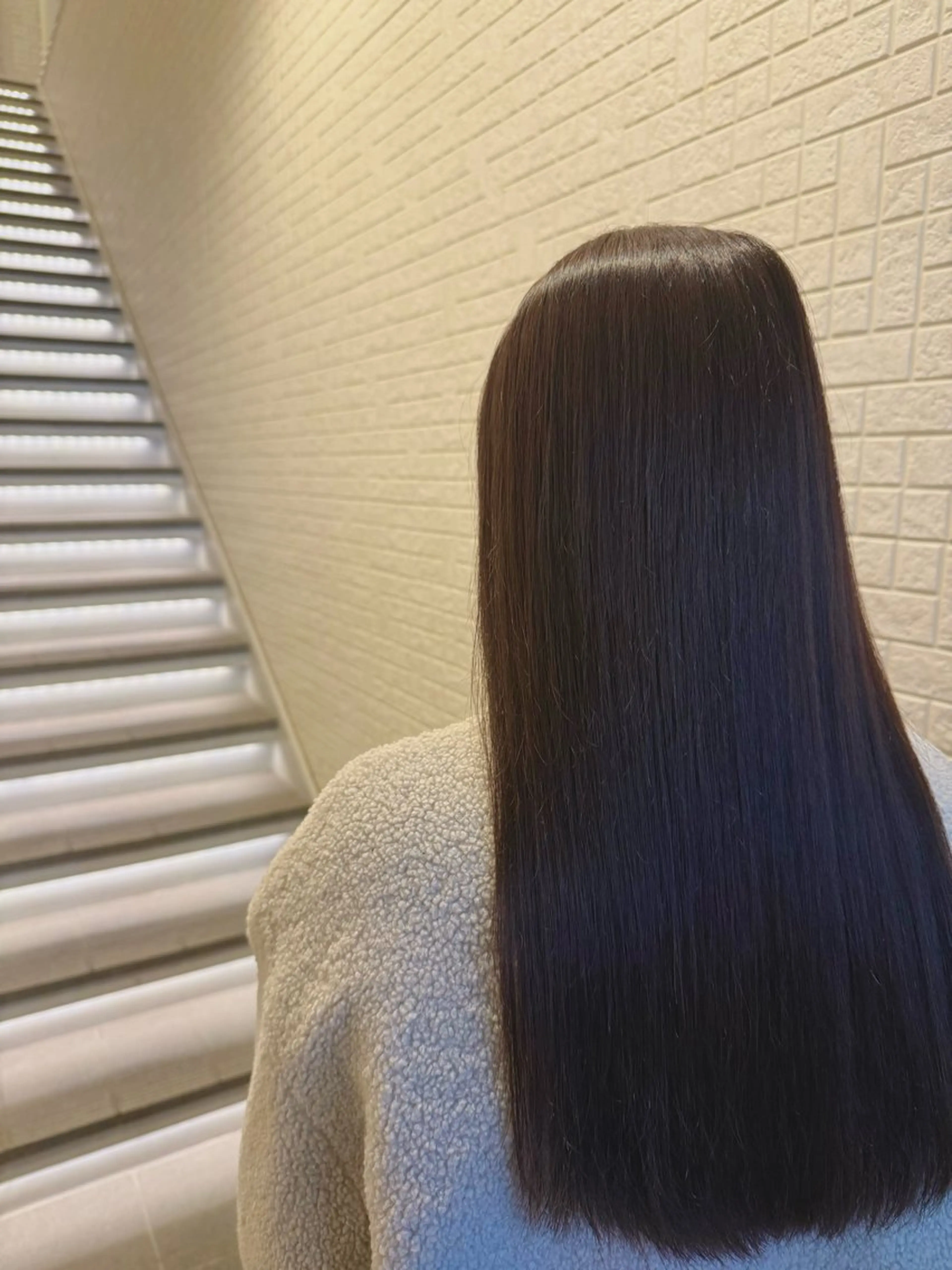 【🎄期間限定✨️】似合わせミディアムカット✖️極艶カシミヤトリートメント🌟の写真