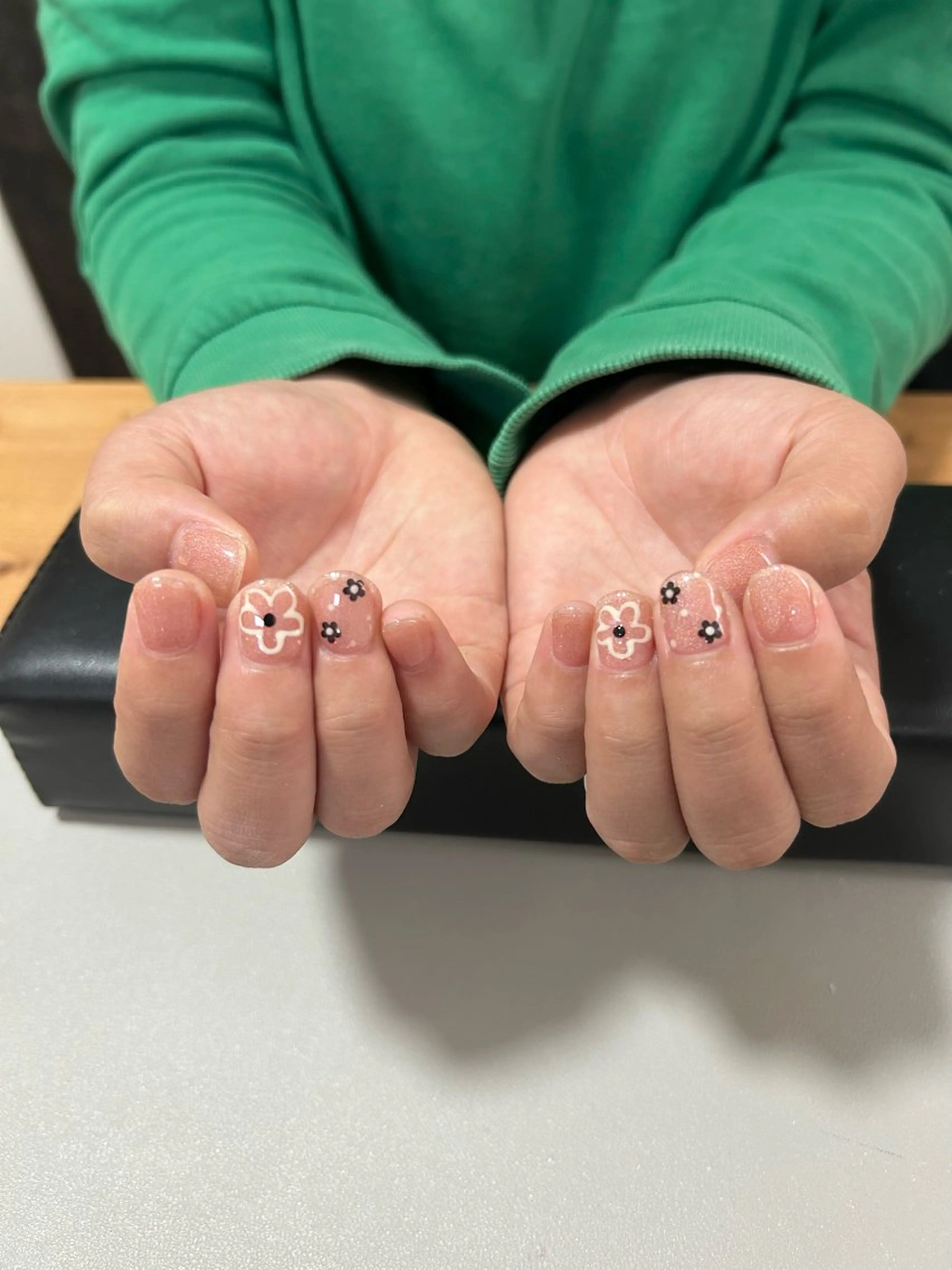 ネイル ハンドネイル 大橋 那月のネイルデザイン