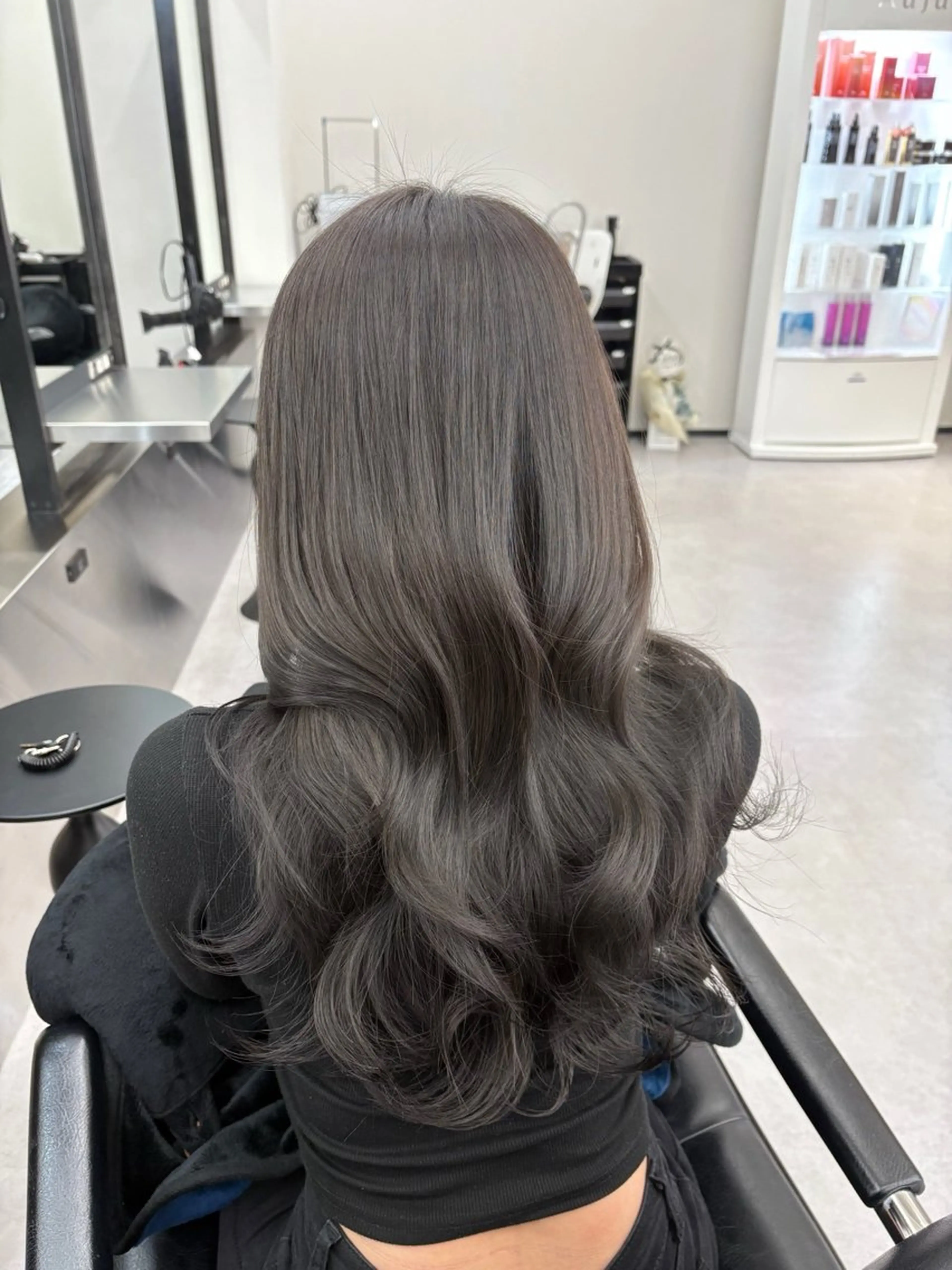 ロング カラー ブリーチ ブリーチなしカラー カット ヘアカラー 心斎橋/レイヤー ベージュ／白川のヘアスタイル