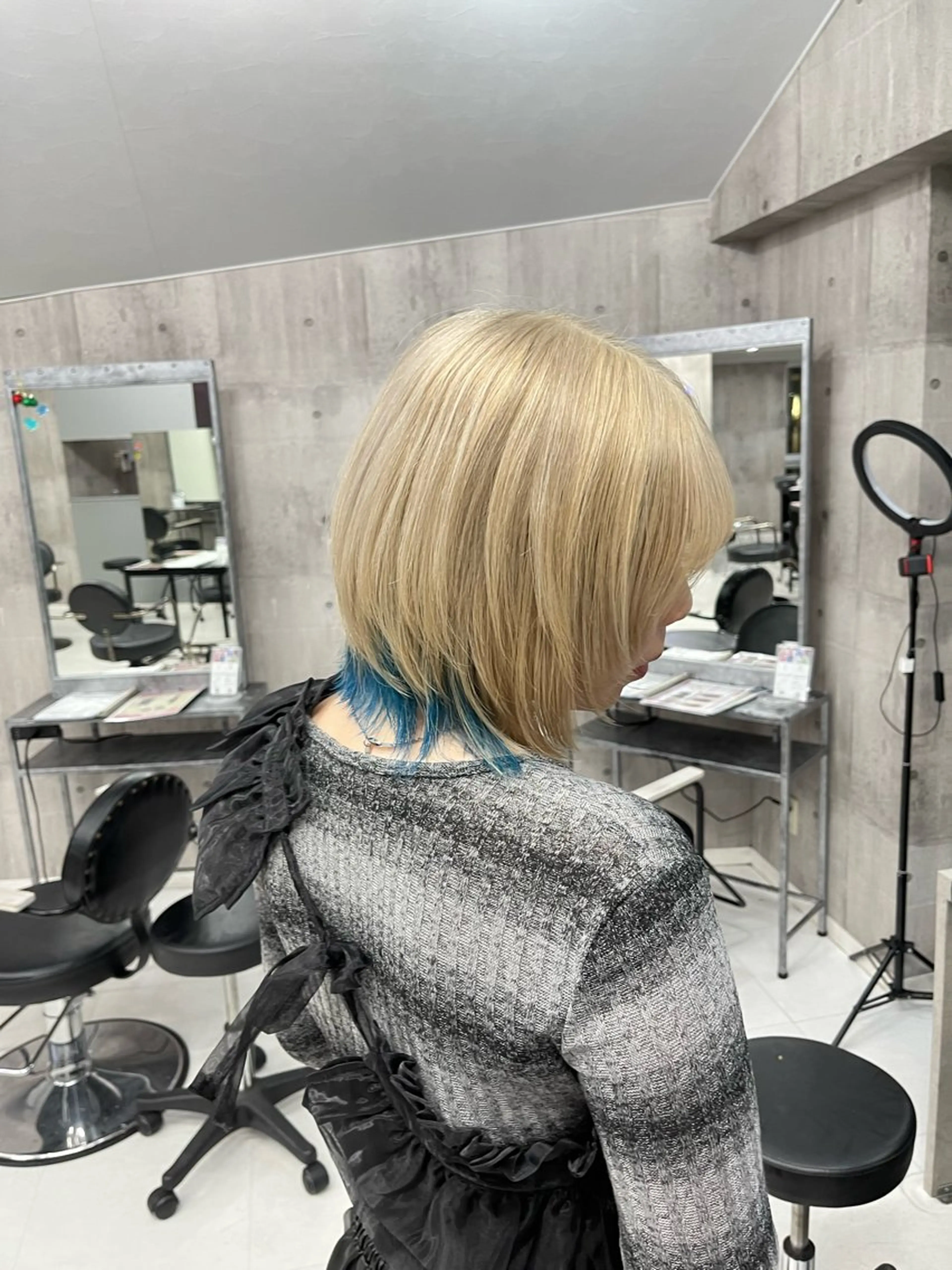 セミロング カラー パーマ ヘアアレンジ メンズ キッズ レイヤーの魔術師 𓍼takumi𓍼のヘアスタイル