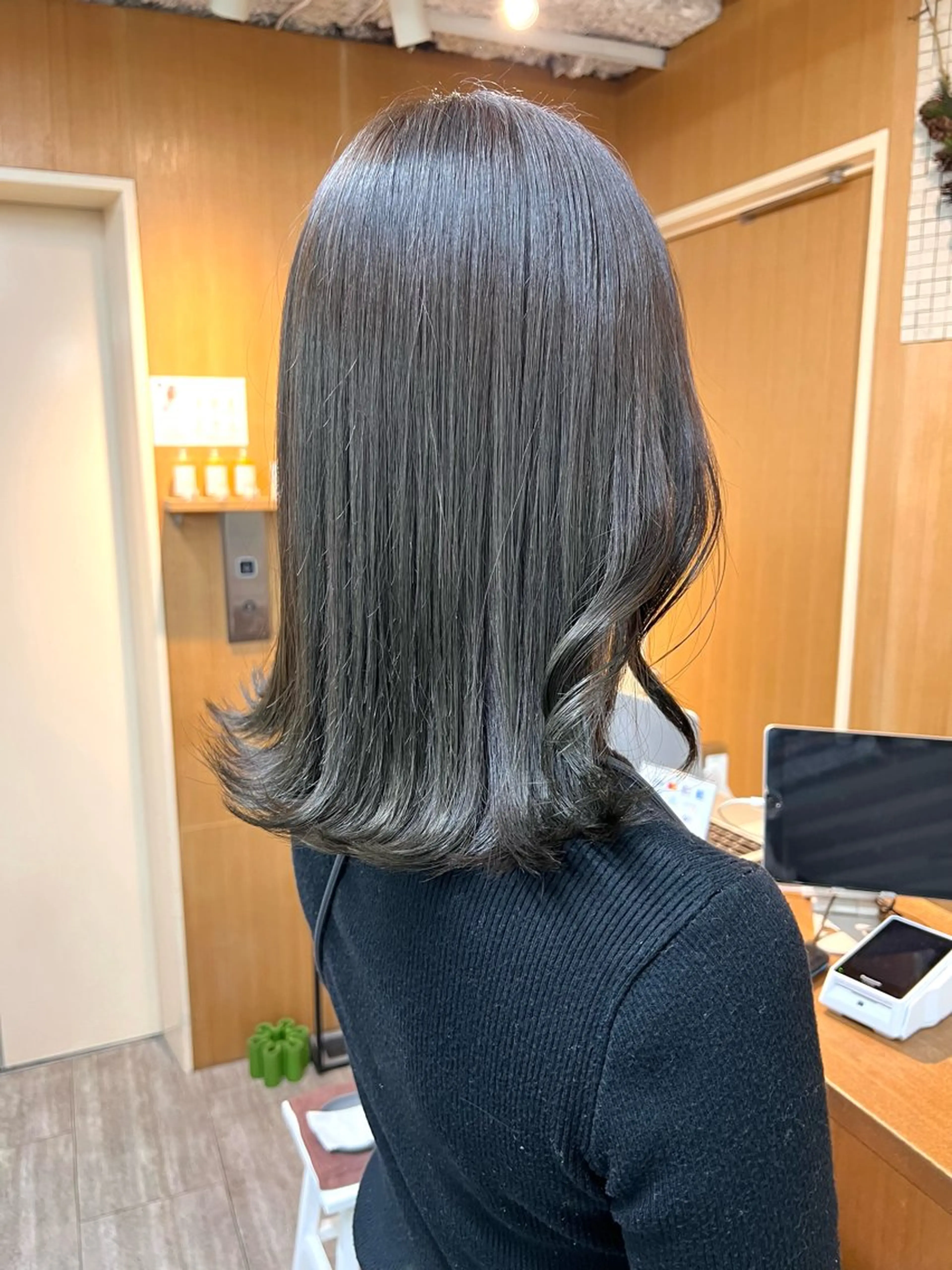 ミディアム カラー カット ヘアカラー トリートメント 透明感カラー ゆうだいのヘアスタイル