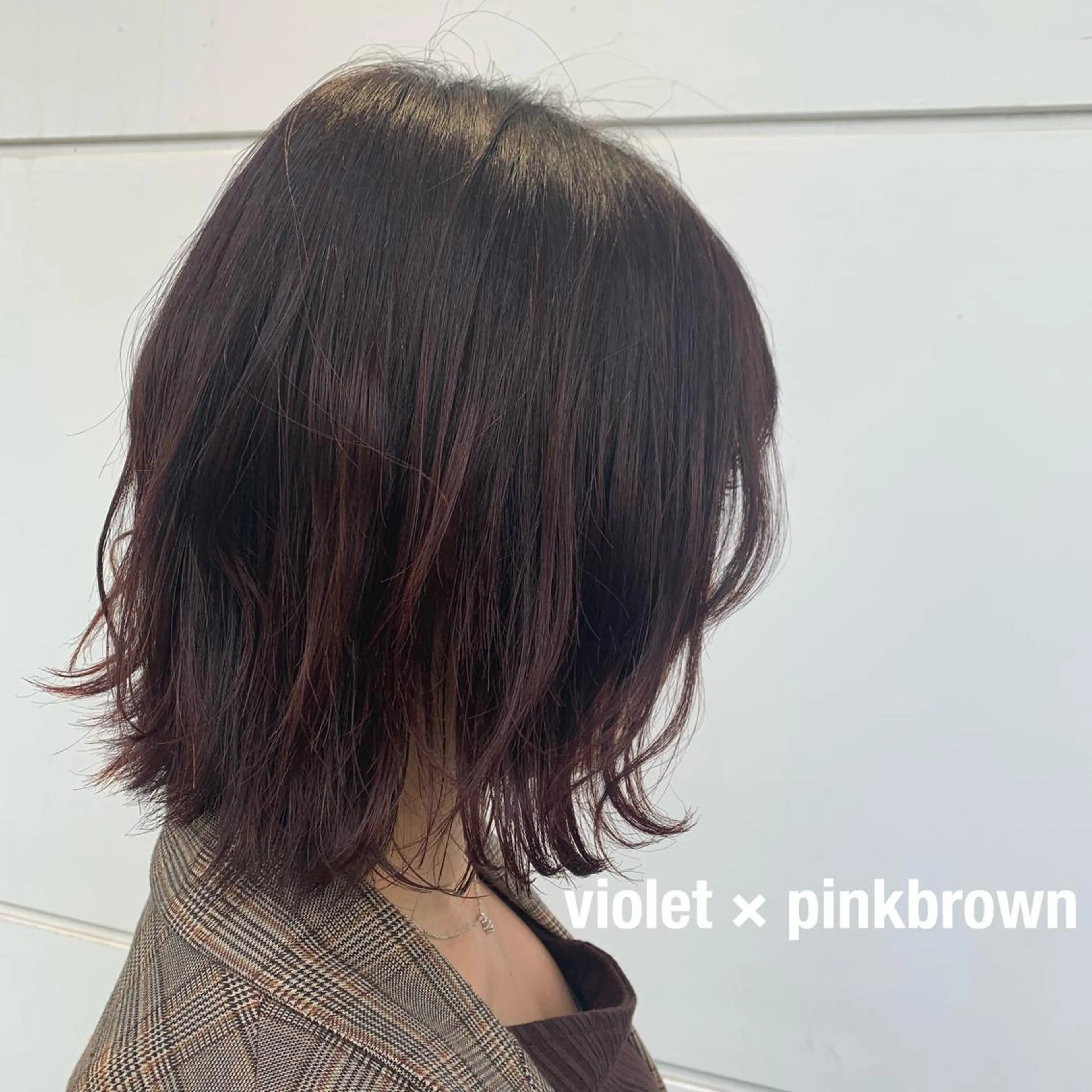 ミディアム カラー ヘアカラー トリートメント RINA🧤 デザインとボブのヘアスタイル