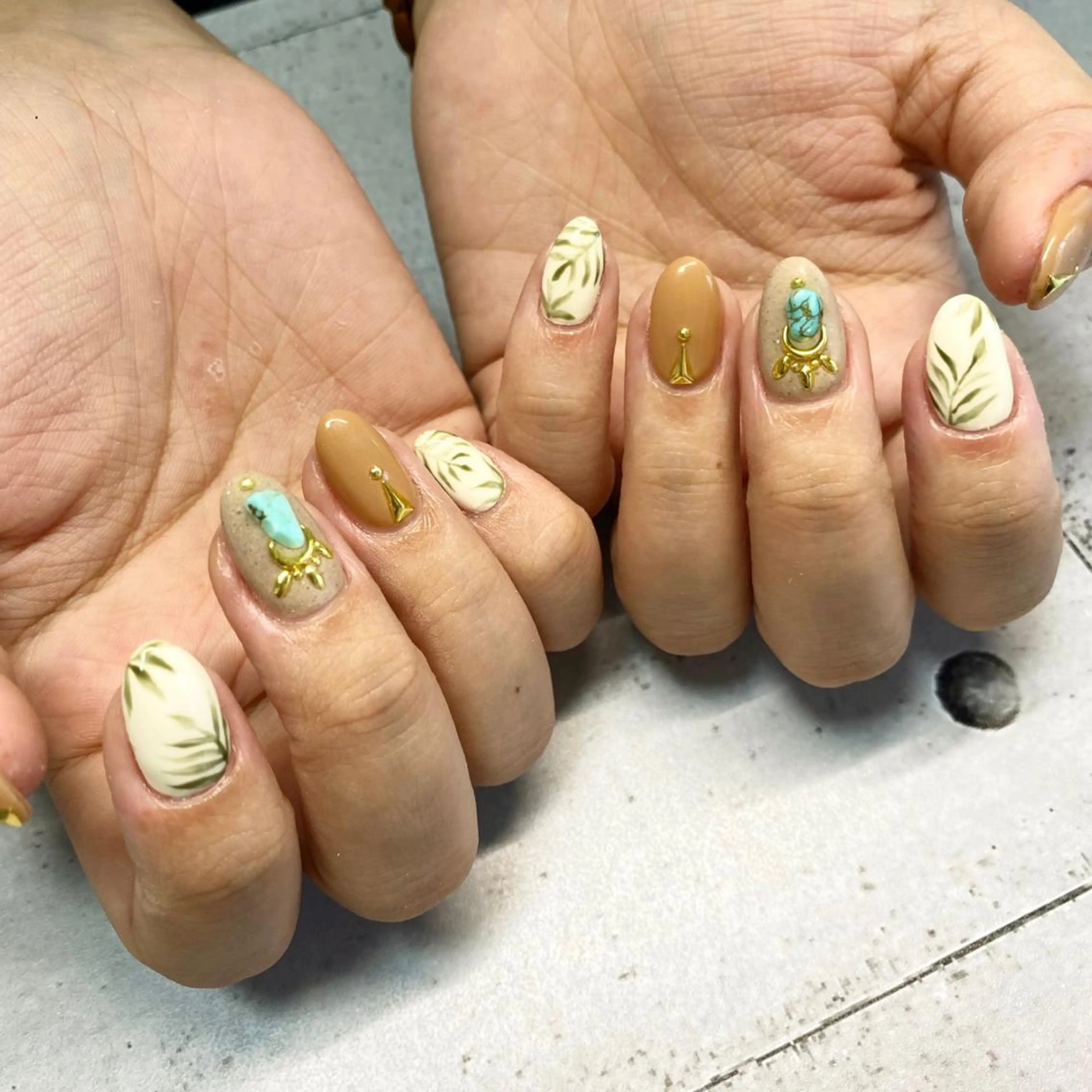 ネイル ハンドネイル NAIL SALON あんび所属・nail salon あんびのネイルデザイン