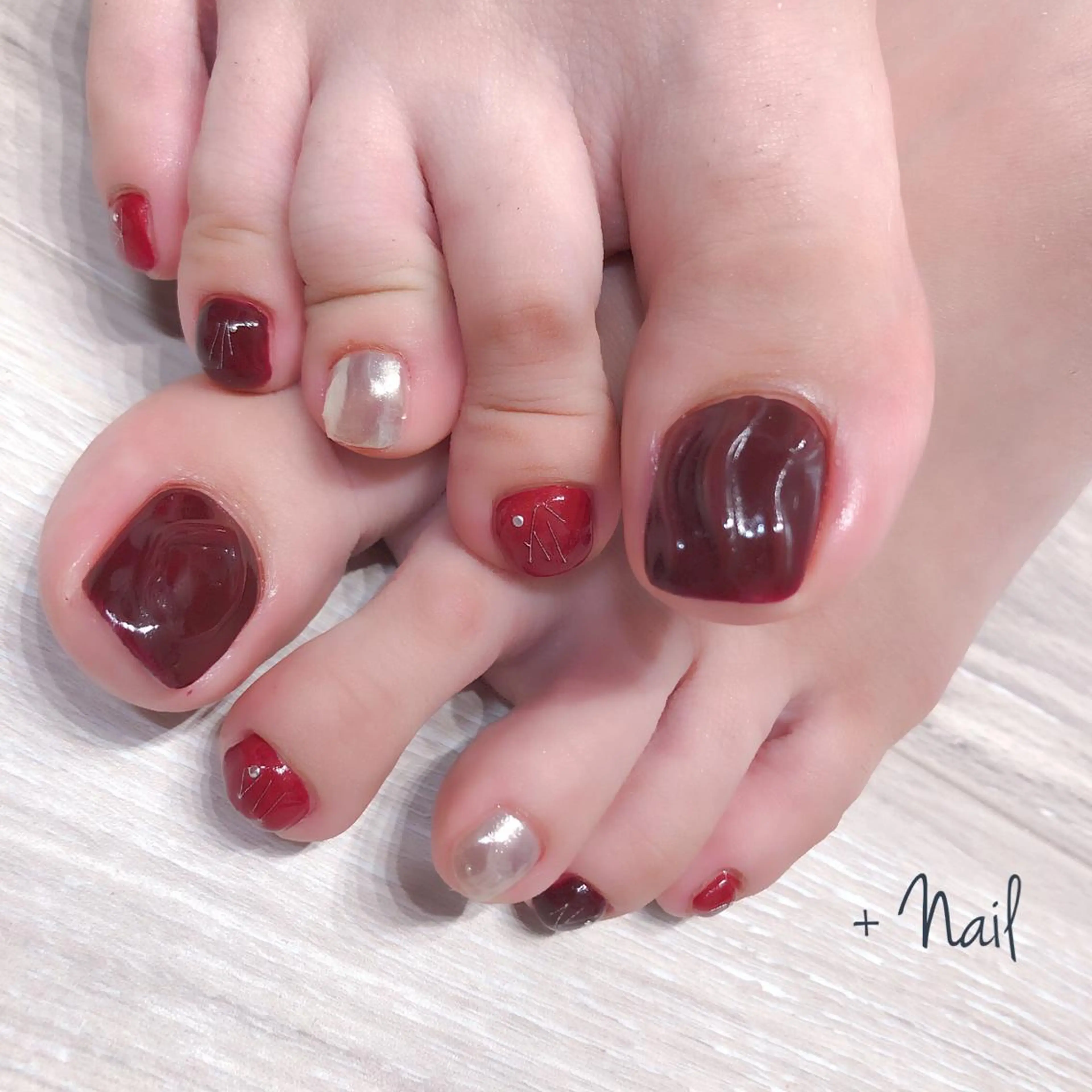 ネイル Aim* 深爪・自爪育成専門店のネイルデザイン