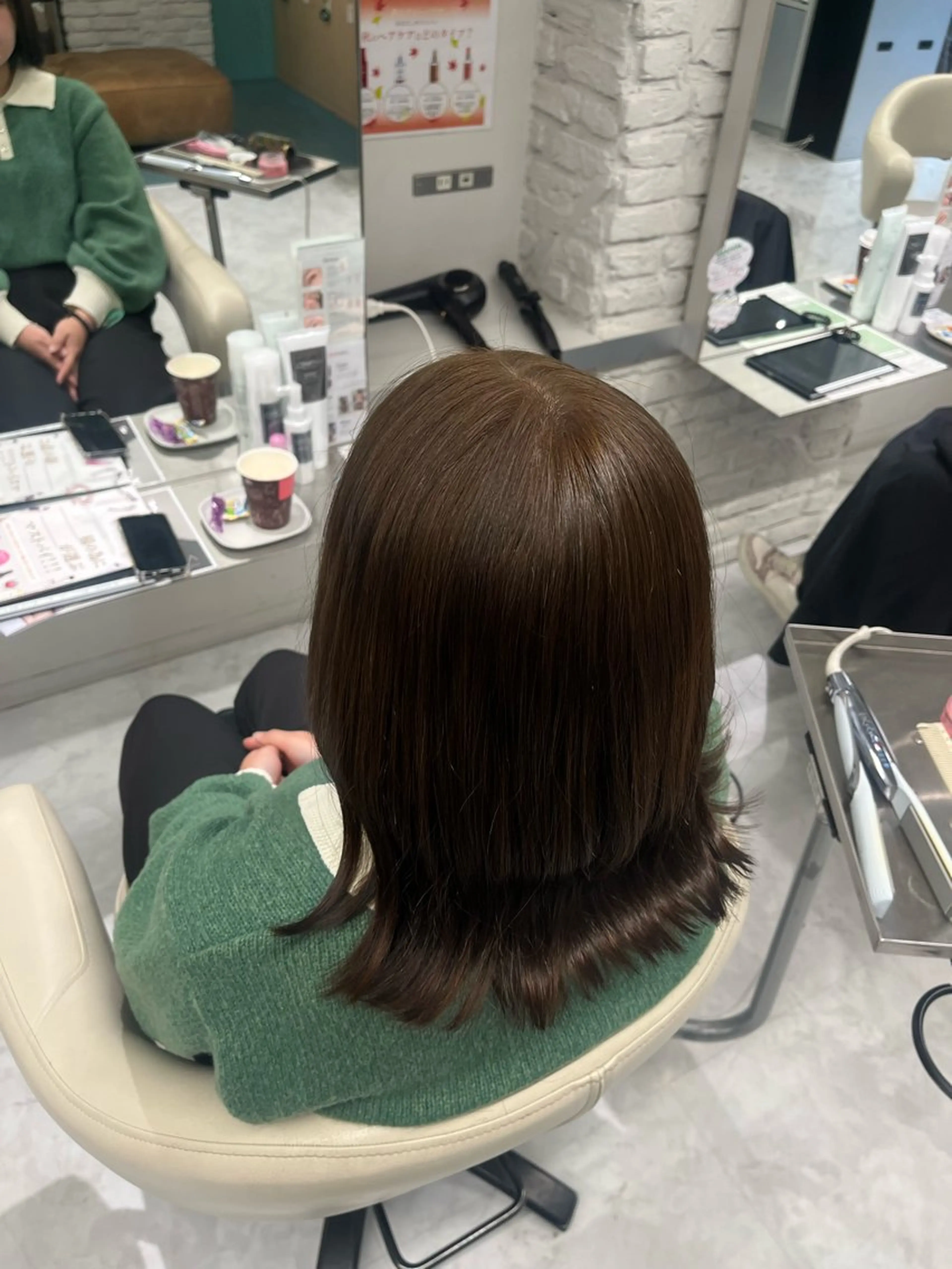 ミディアム Lee 堀江所属・Lee堀江 Yuuhaのヘアスタイル