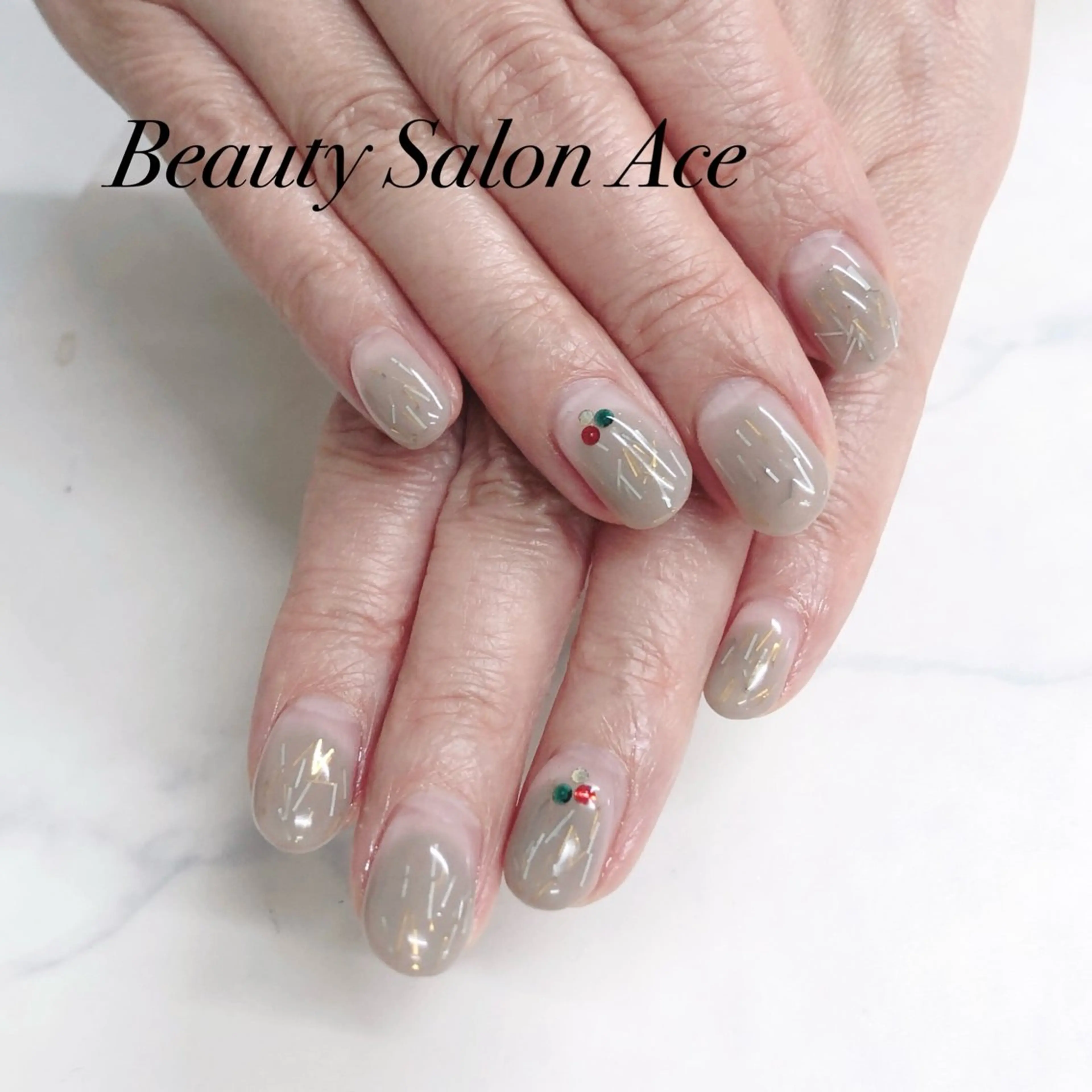 ネイル メンズネイル 冬ネイル クリスマス ハンドネイル ハンドケア Beauty Salon Ace（ネイルサロン　エース）所属・フィルイン専門店 Aceのネイルデザイン