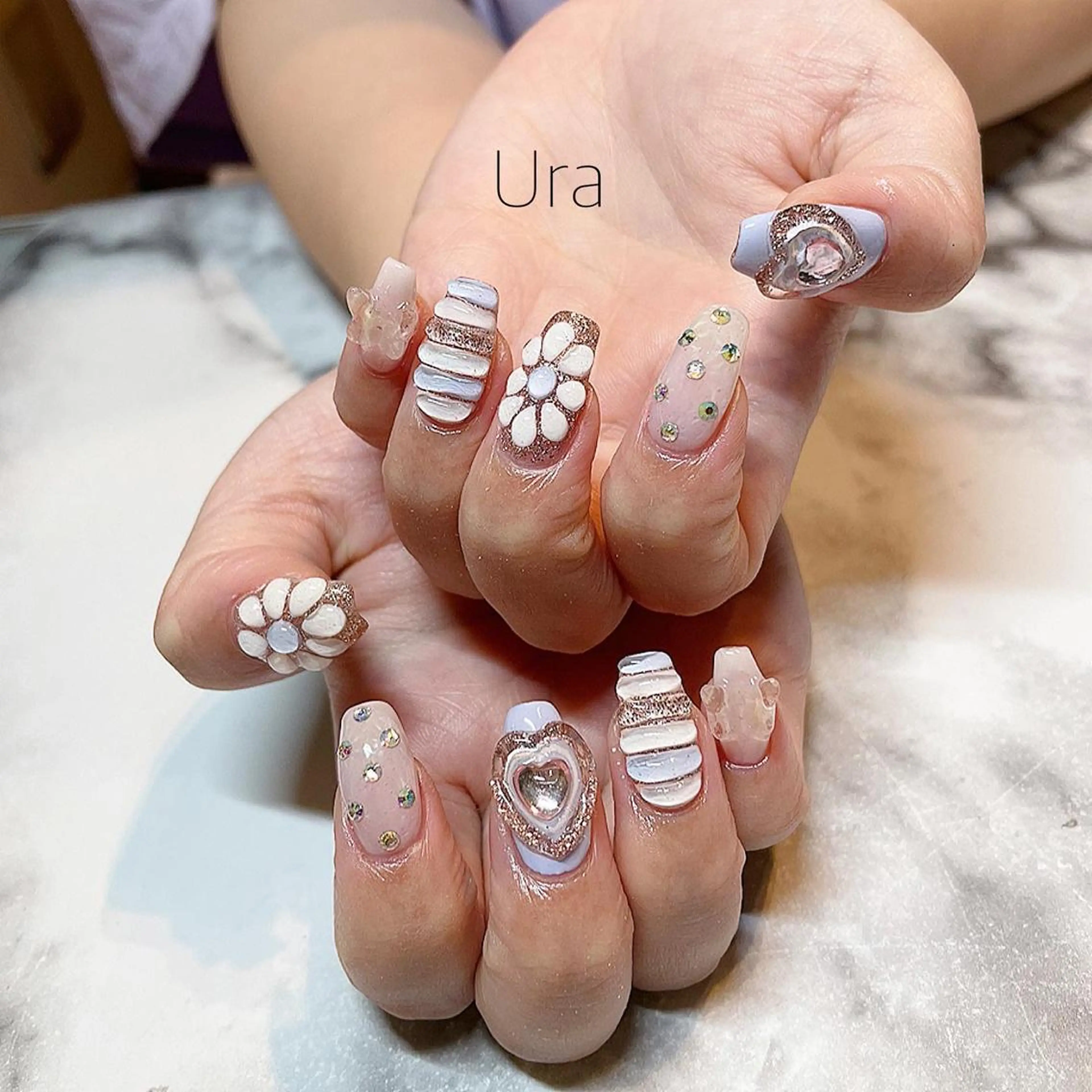 ネイル UrakoNail 《nail》のネイルデザイン