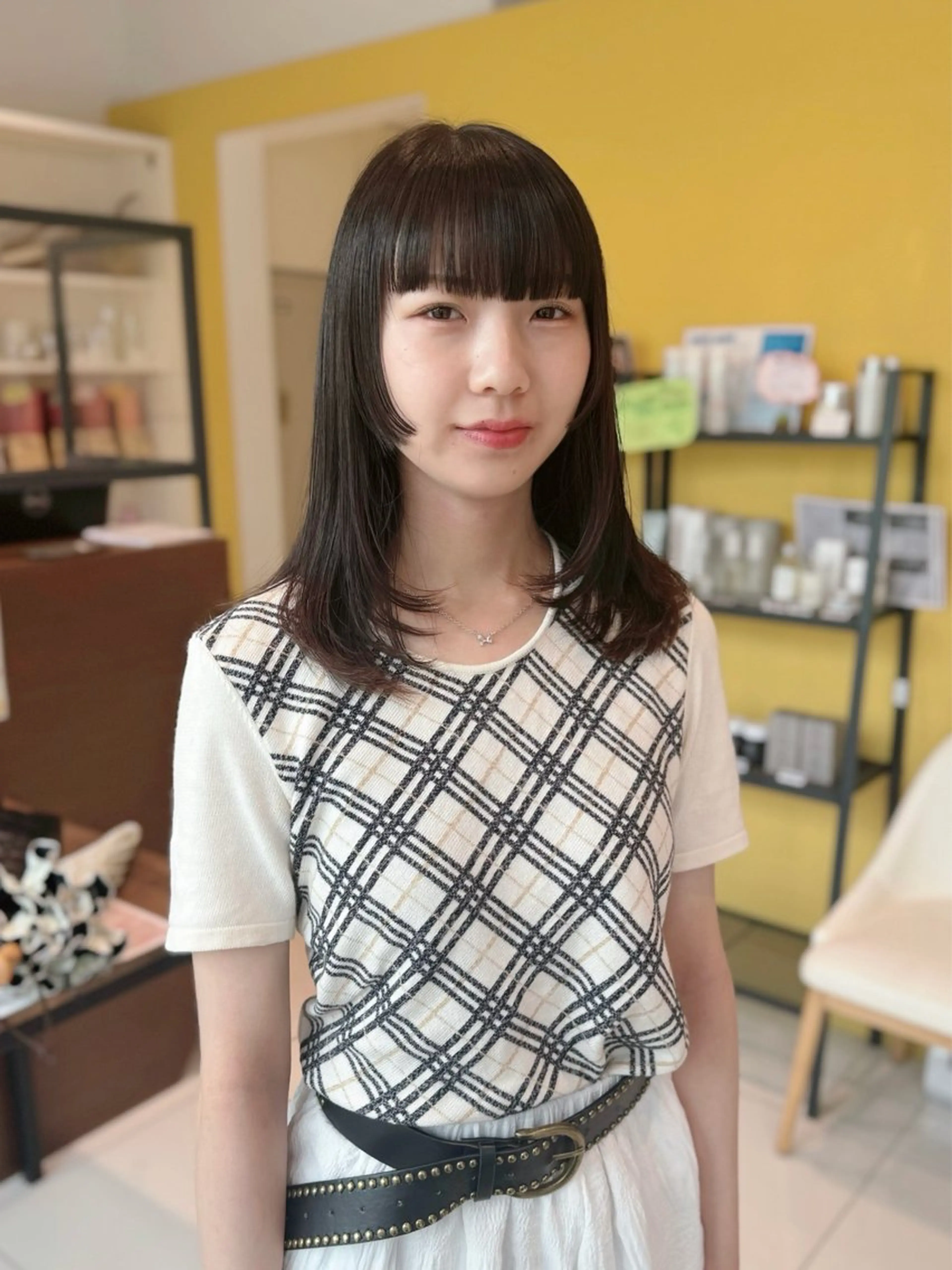 セミロング 姫カット レイヤーカット イヌマル カリンのヘアスタイル