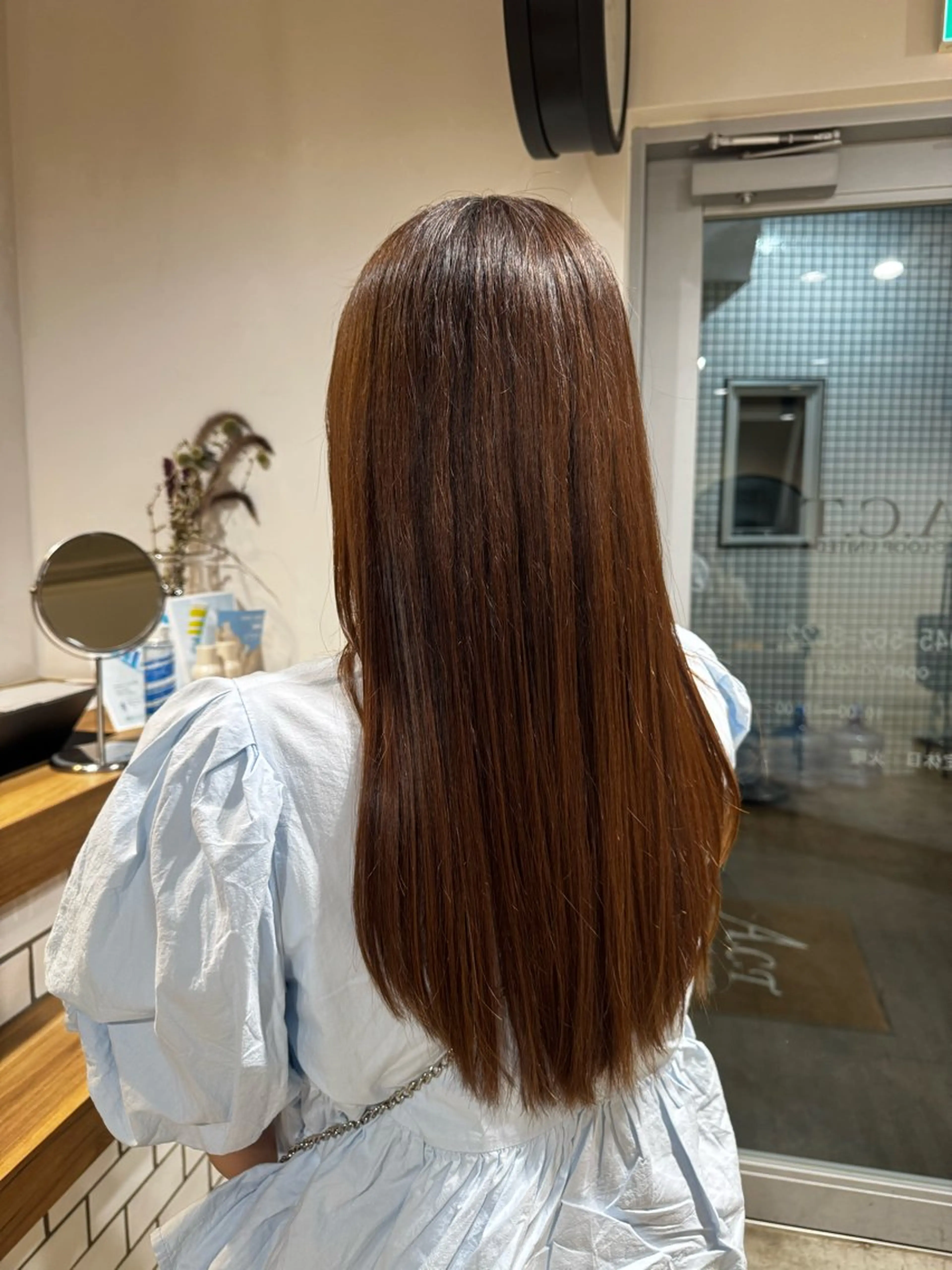 ロング 顔まわりレイヤー 顔周りカット レイヤーカット トリートメント カットモデル/透明感 艶カラー/Rinのヘアスタイル