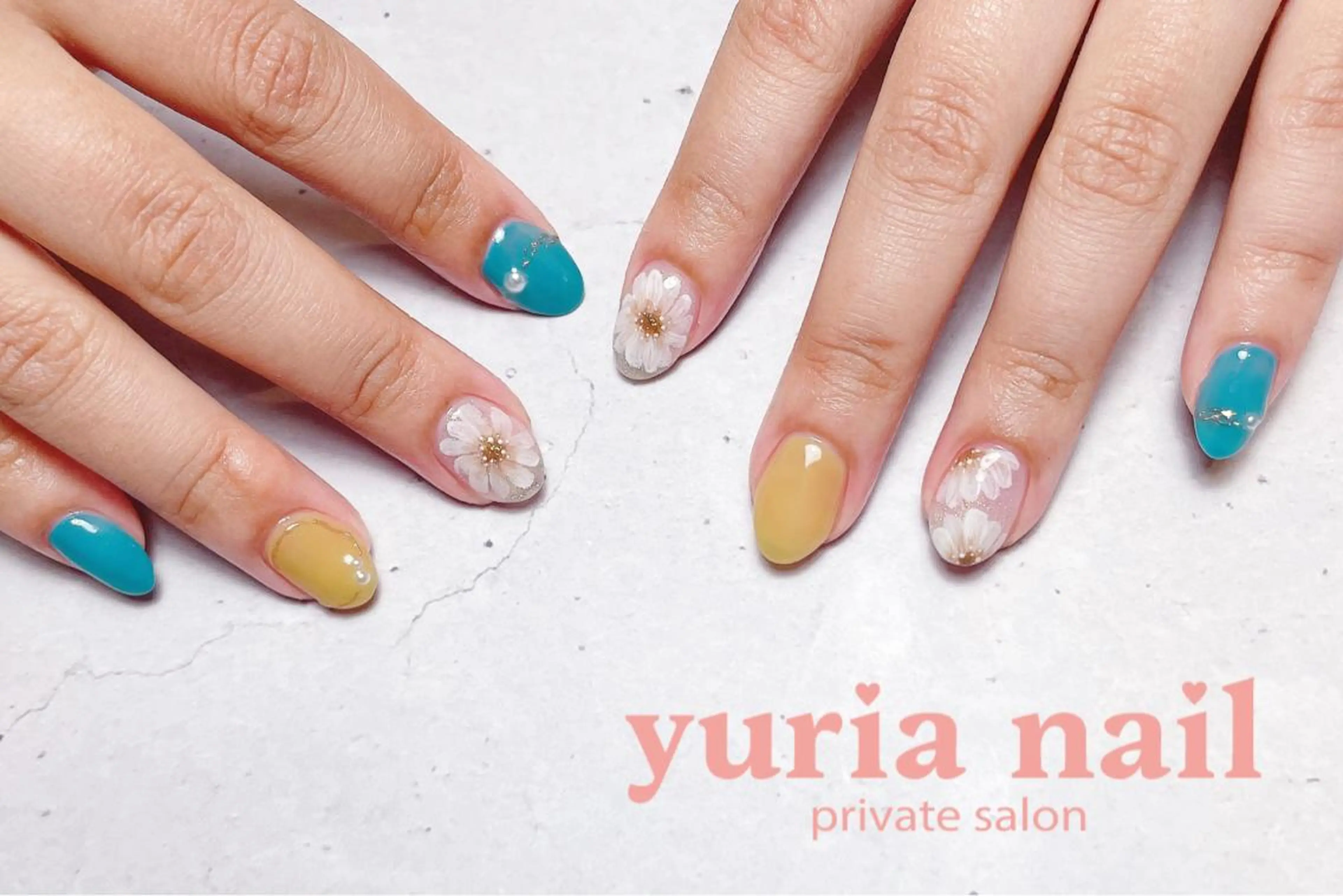 ネイル フラワーネイル ジェルネイル グリーン 小林 ゆりあのネイルデザイン