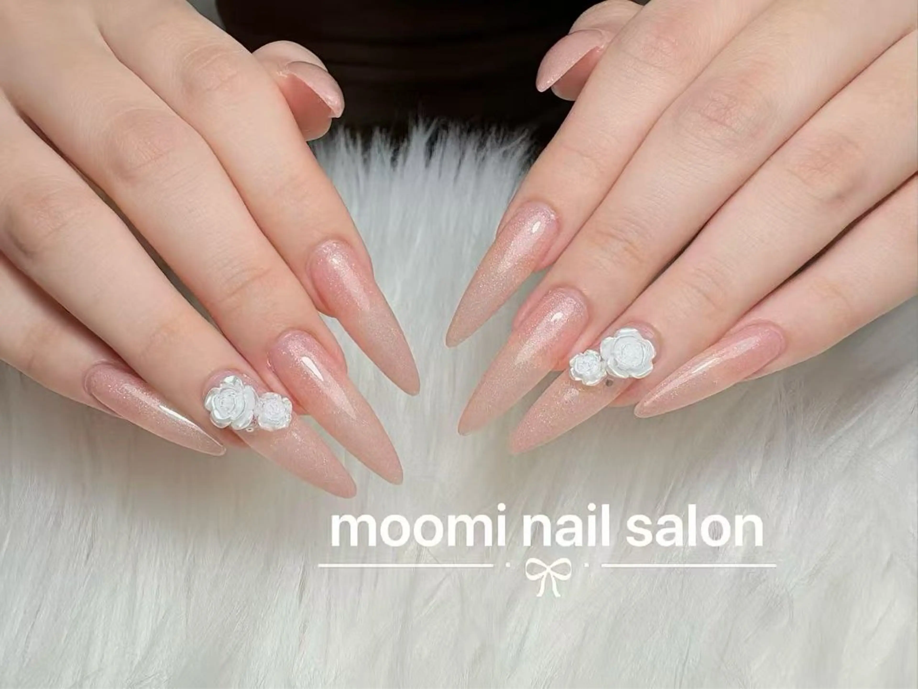 ロング ハンドネイル Moomi あずりのネイルデザイン