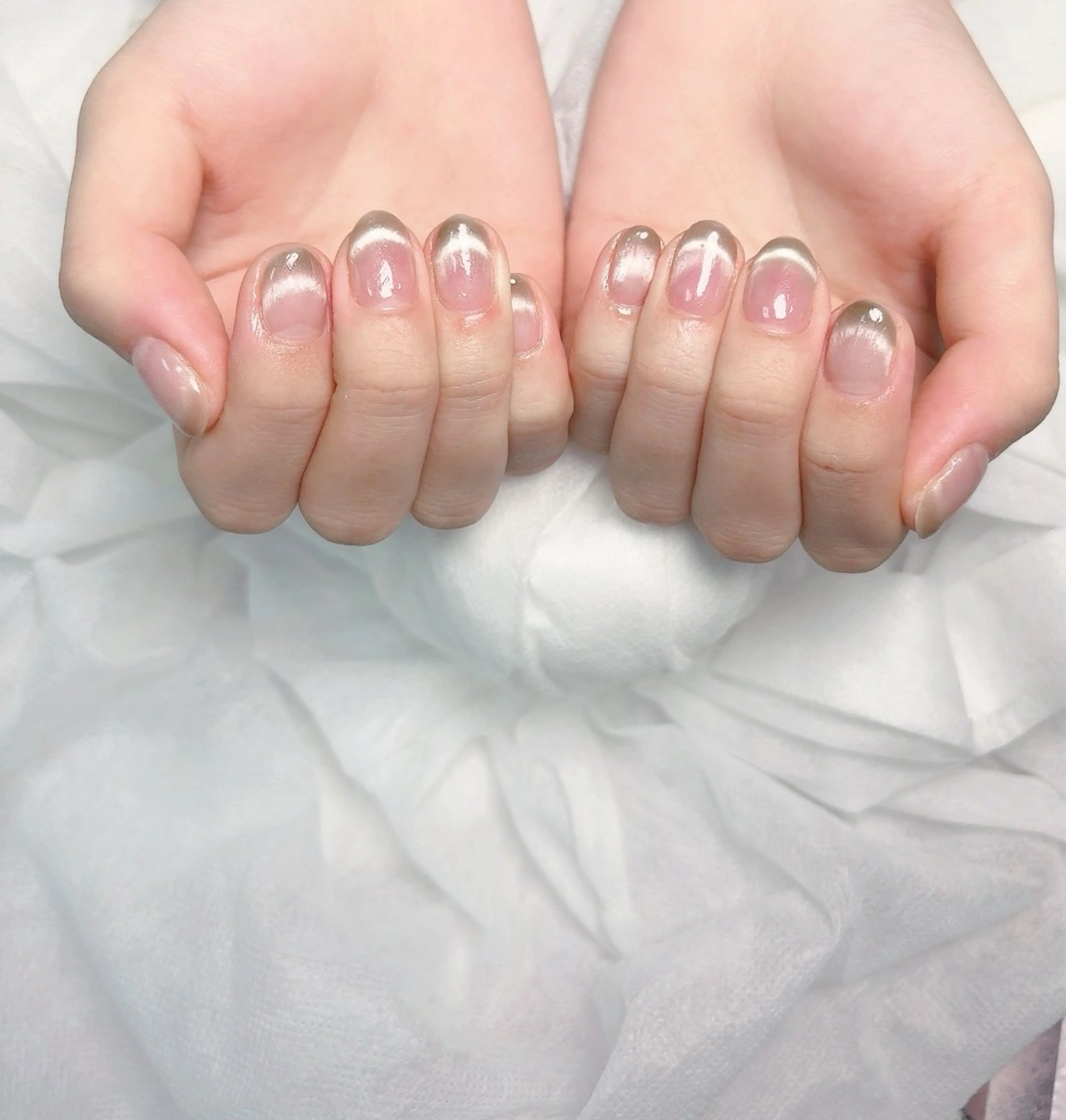 ネイル pink ladyサロン所属・べ にのネイルデザイン