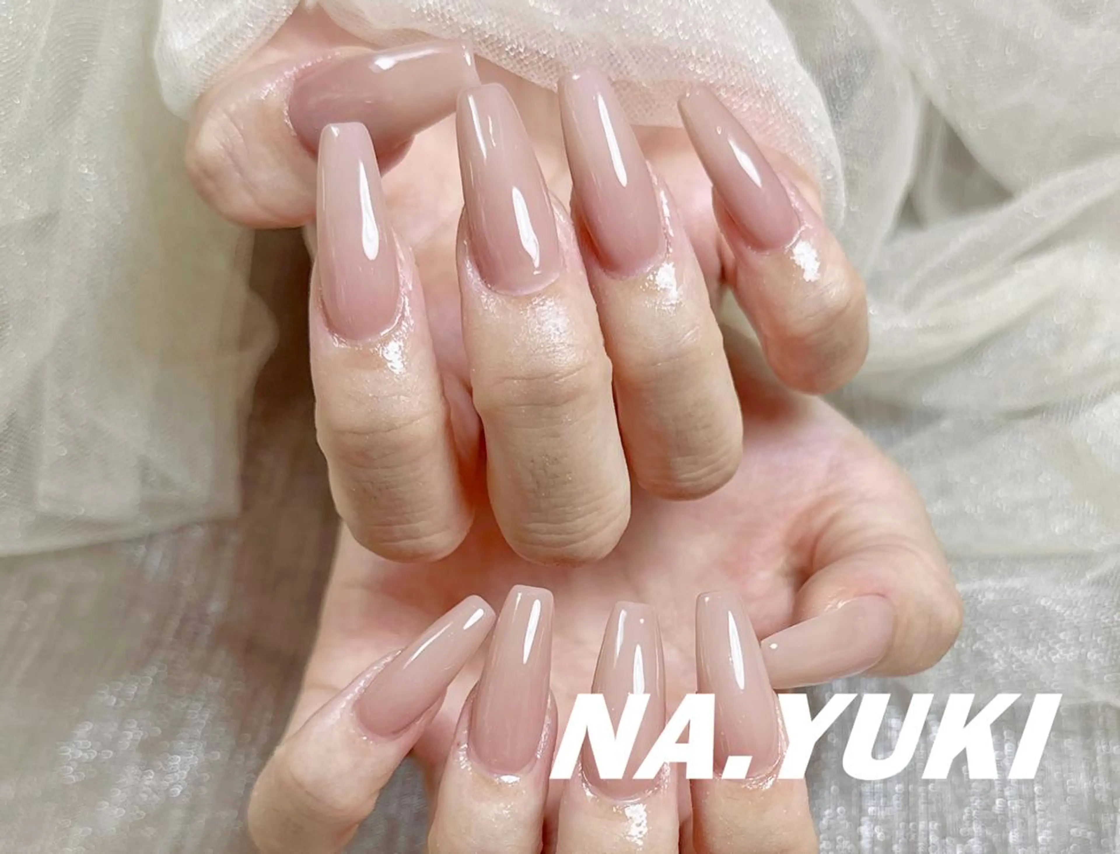 ネイル ハンドネイル ハンドケア 🌷 Mooning 🌷のネイルデザイン