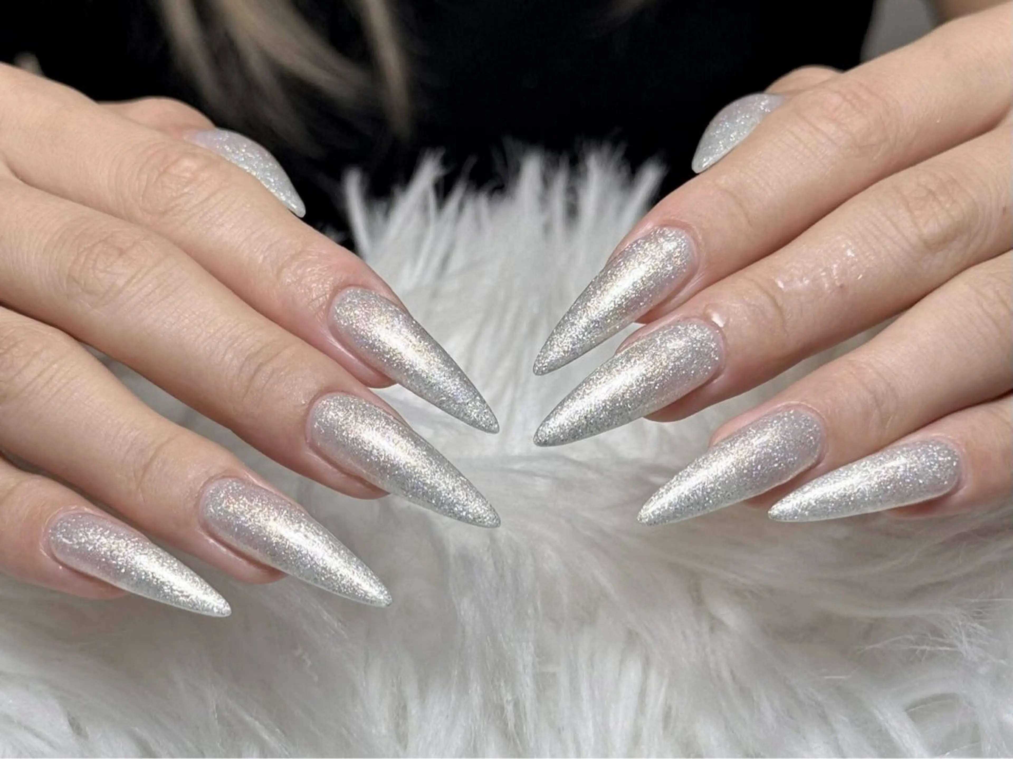 ネイル フレンチネイル ジェルネイル キラキラネイル 韓国ネイル レース ハンドネイル Julli nail studio所属・Julli NailStudioのネイルデザイン