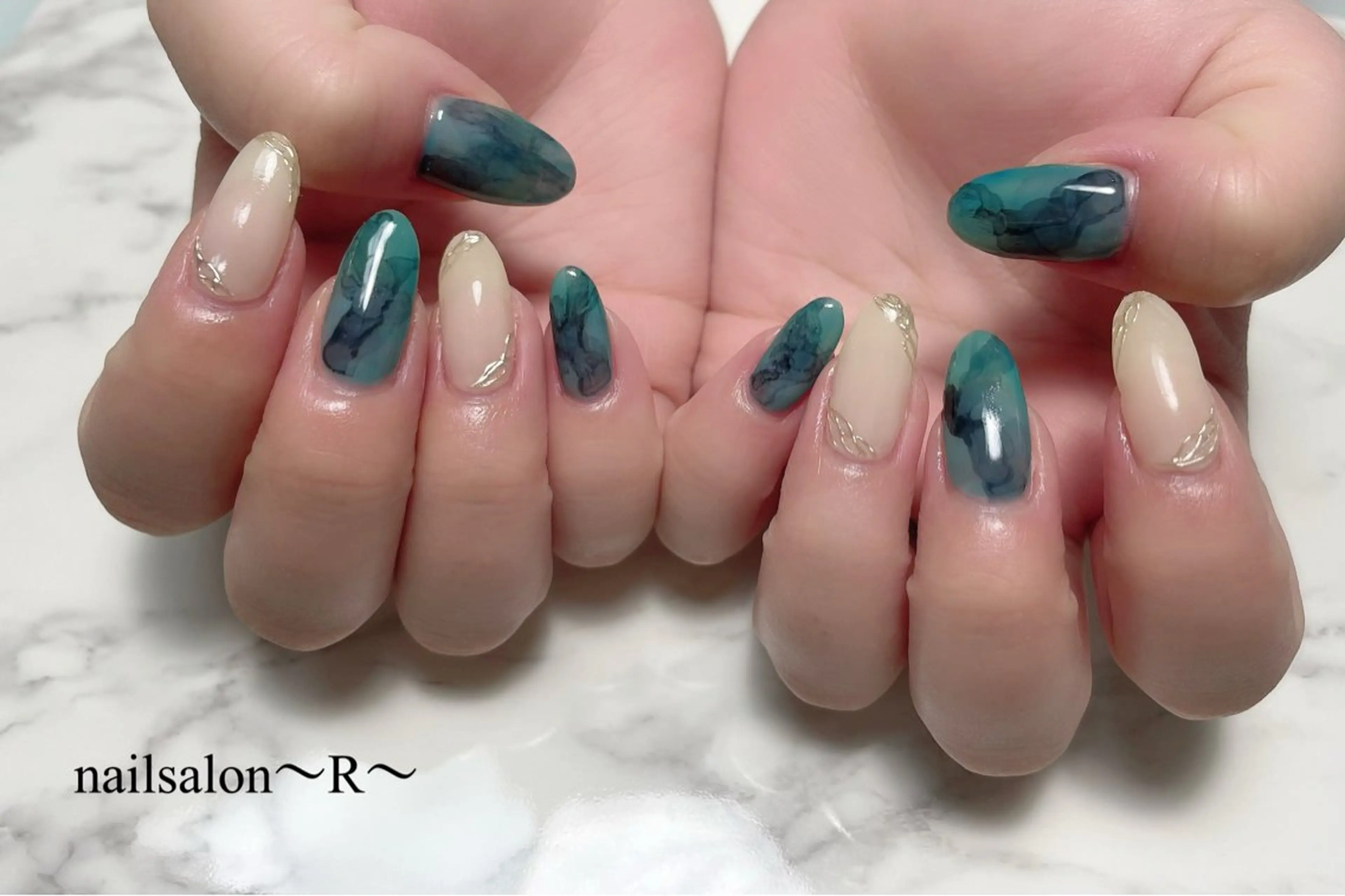 ネイル ハンドネイル 〜 R〜 プライベートサロンのネイルデザイン