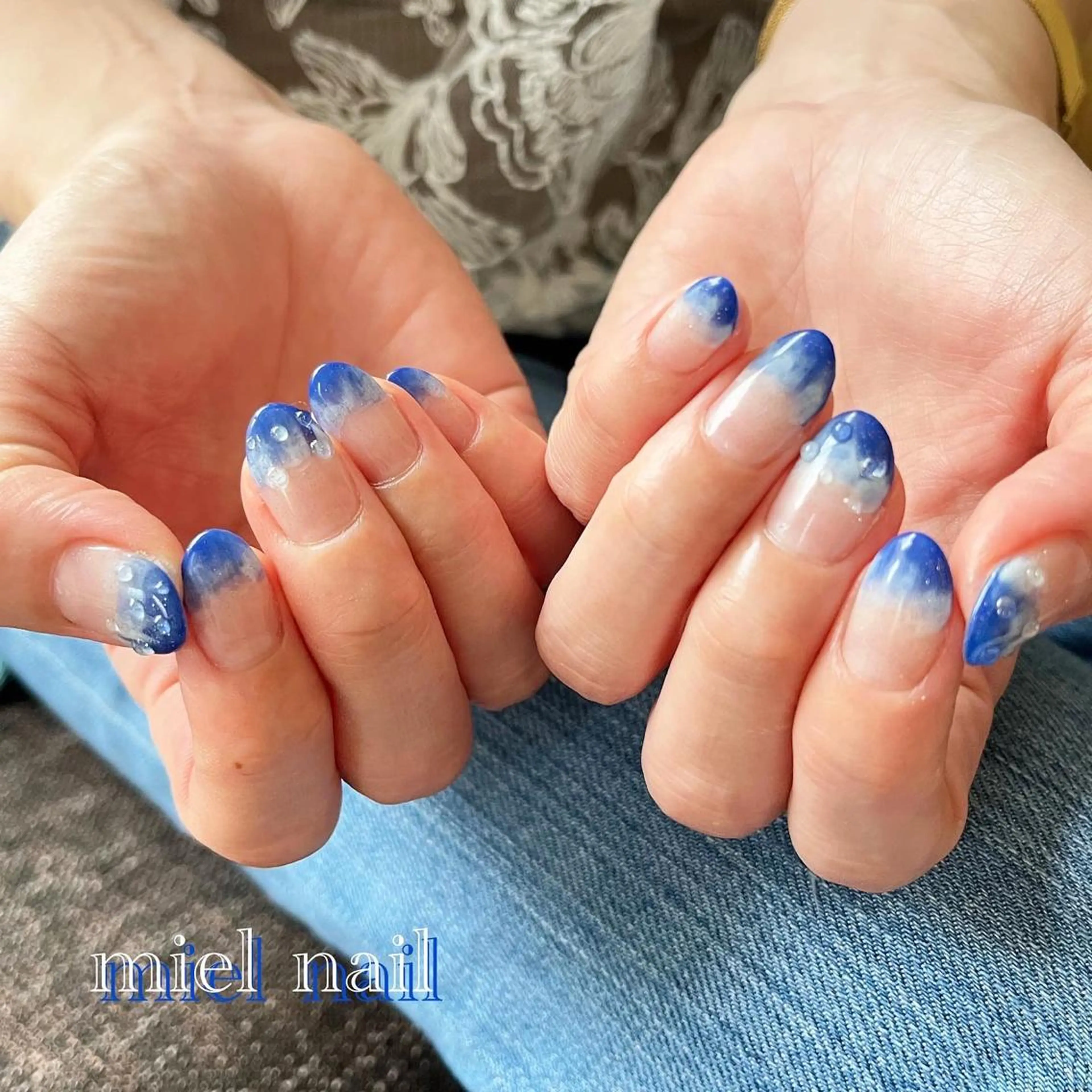 ネイル ブルー グラデーション 夏ネイル ハンドネイル miel nailのネイルデザイン