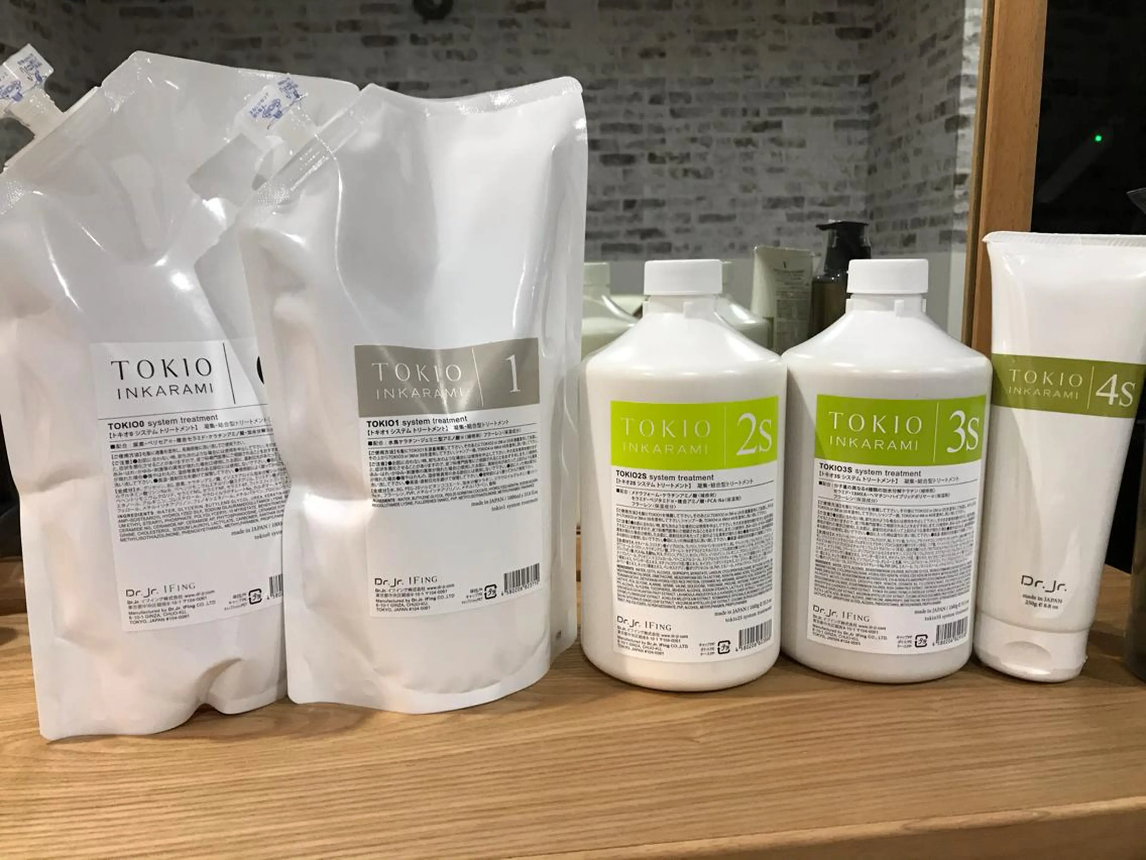 トリートメント SoL所属・SoL ソルのヘアスタイル