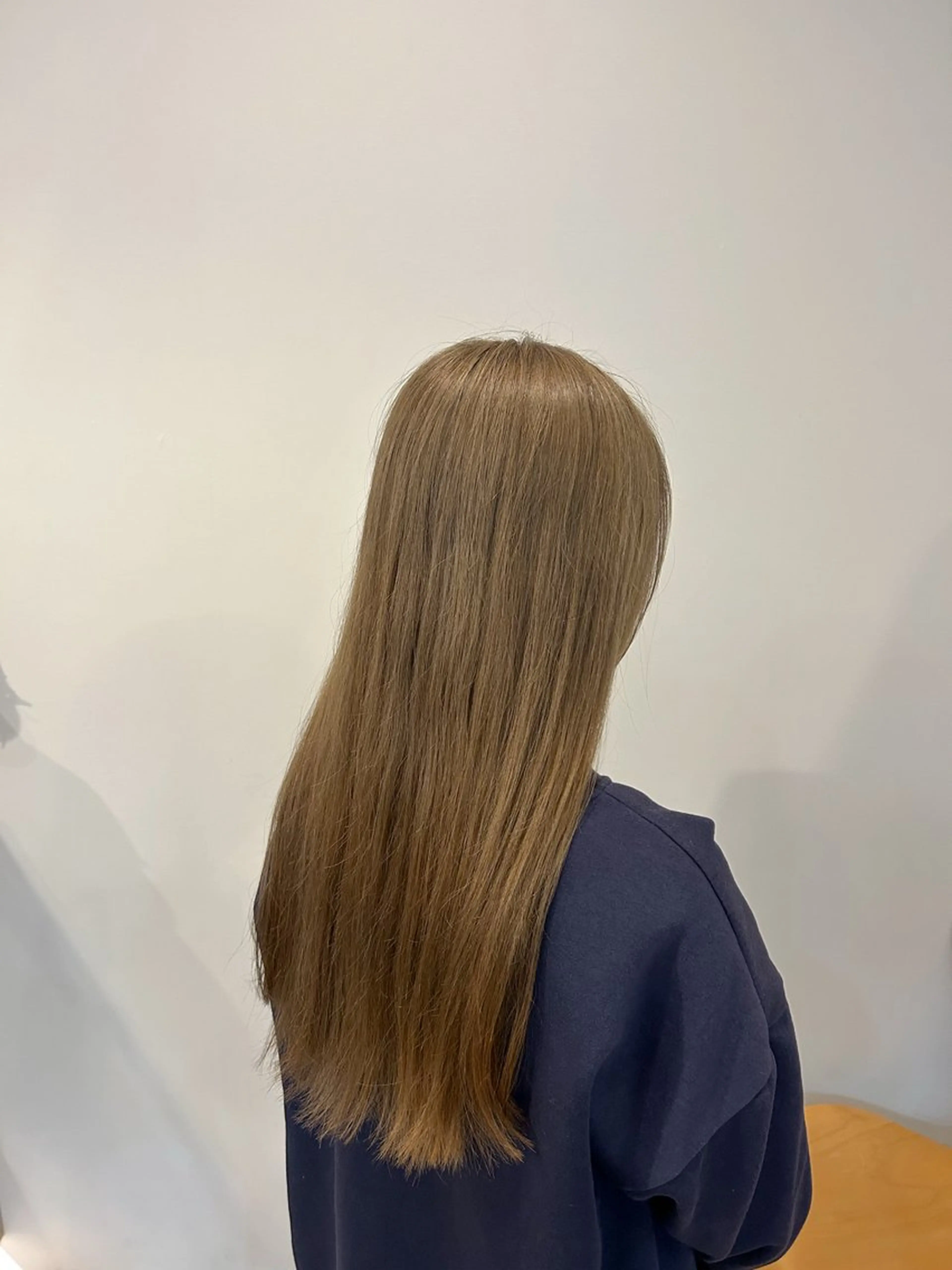 ロング カラー ヘアカラー 川端 明莉のヘアスタイル