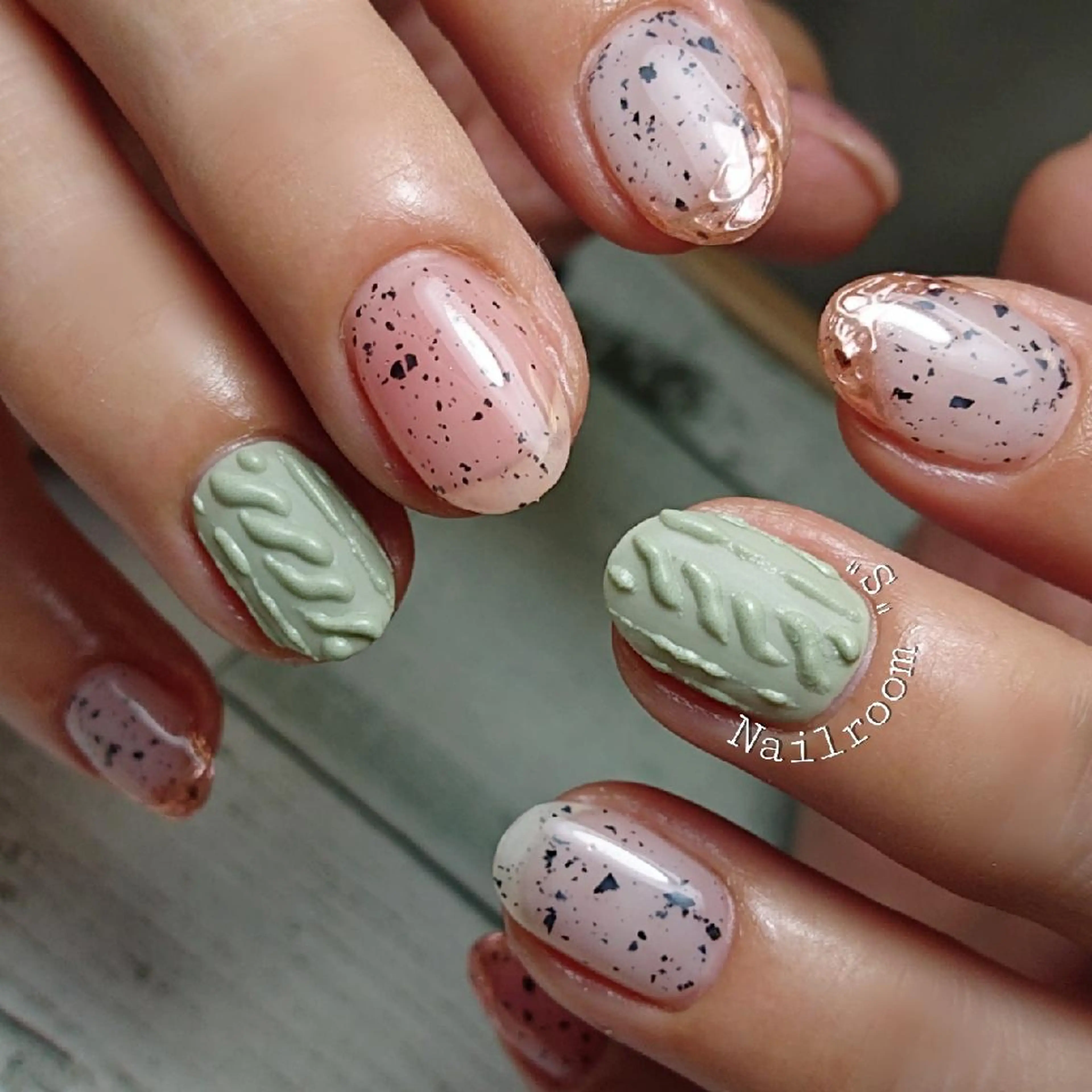 ネイル Nail room  "S"  SAKAIのネイルデザイン