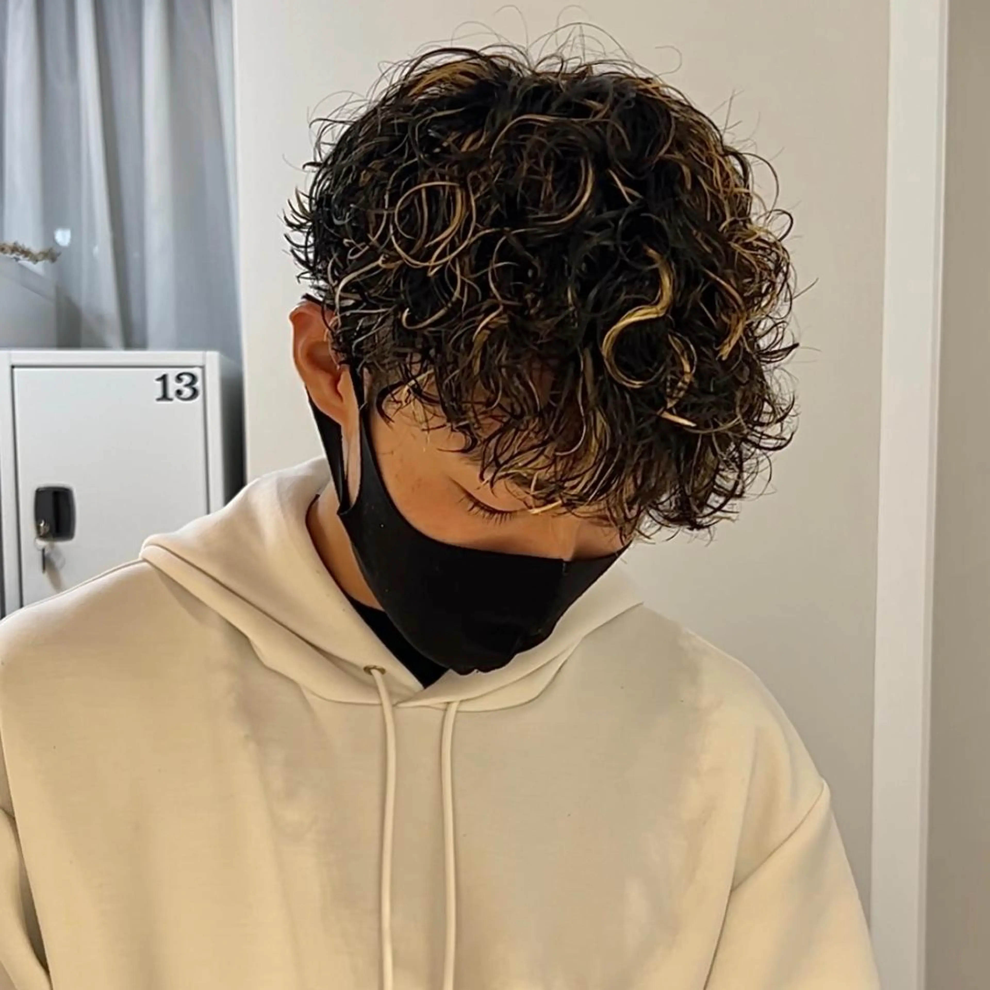 パーマ メンズ カット ヘアカラー パーマ CYAN by acoron .池袋所属・メンズパーマ職人 ユキハシのヘアスタイル