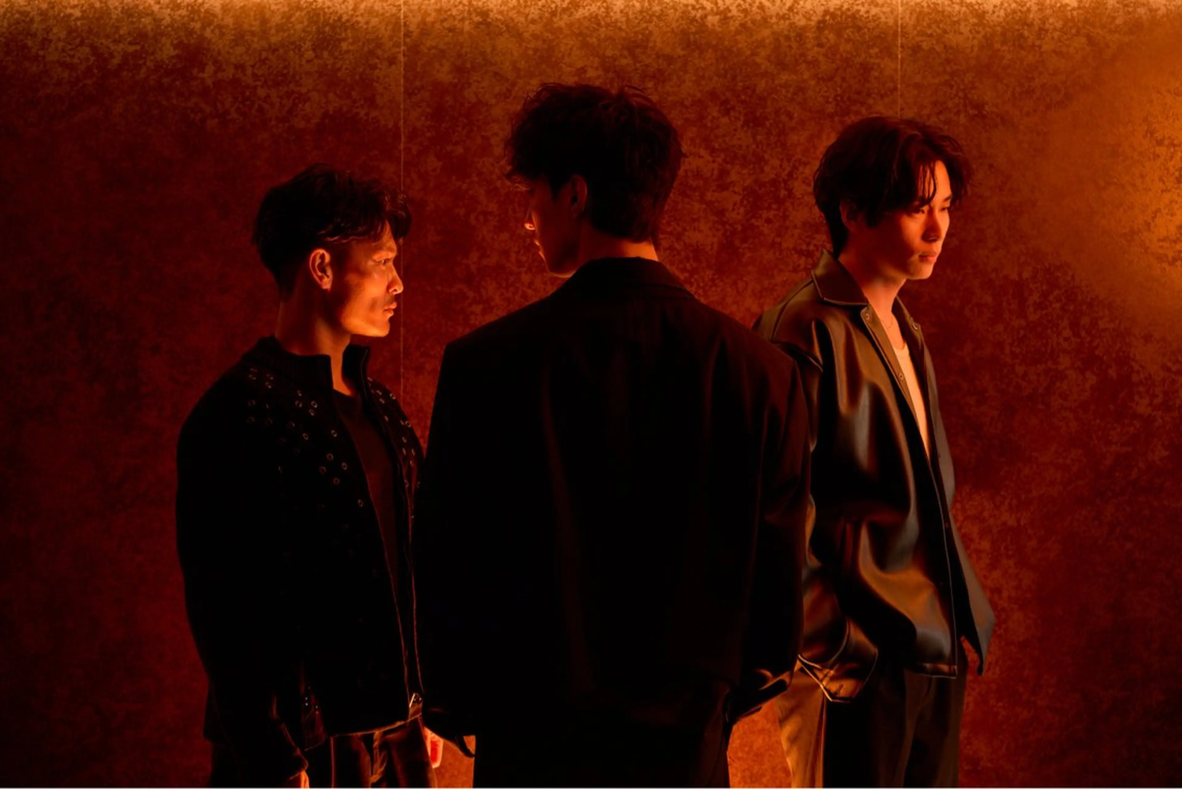 パーマ メンズ フェザーパーマ メンズハイトーン メンズパーマ シャドーパーマ ツイストスパイラルパーマ カット 🔥メンズ専門🔥 ✂️加瀬澤駿✂️のヘアスタイル