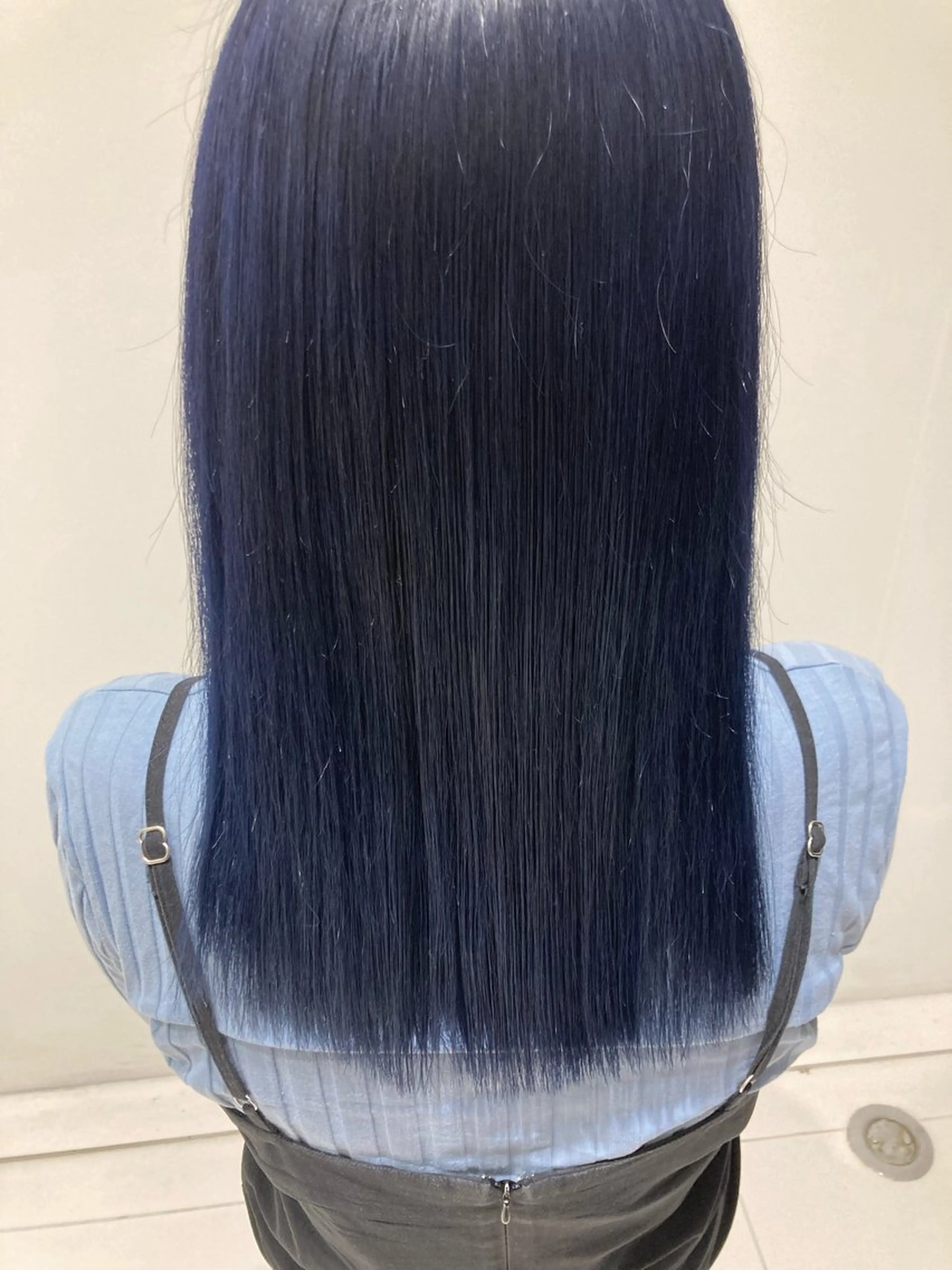 ロング 山中 彩華のヘアスタイル