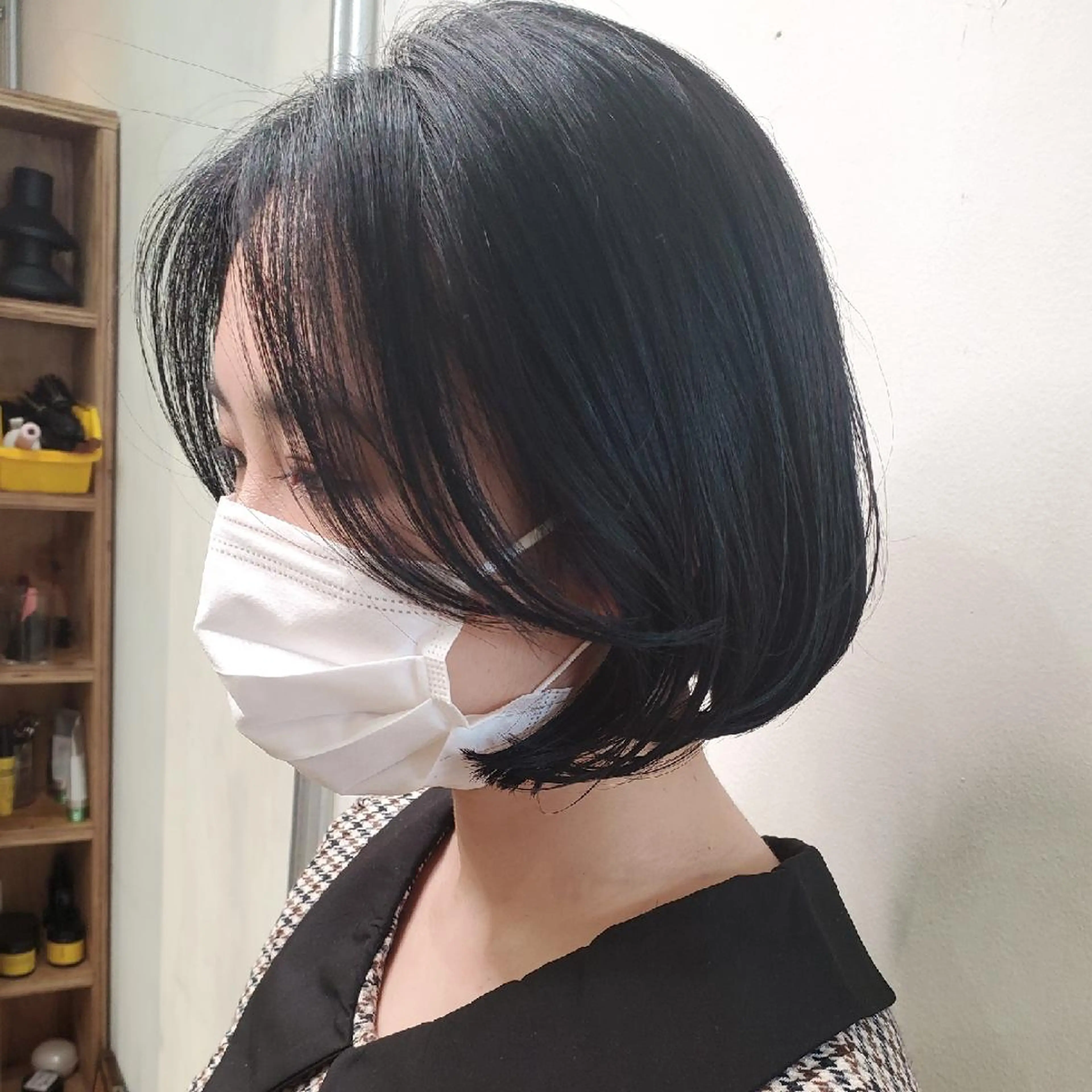 ショート カラー 黒髪 ブリーチ ブルーカラー ブルーブラック ブリーチなしカラー 韓国レイヤー　 suzuのヘアスタイル