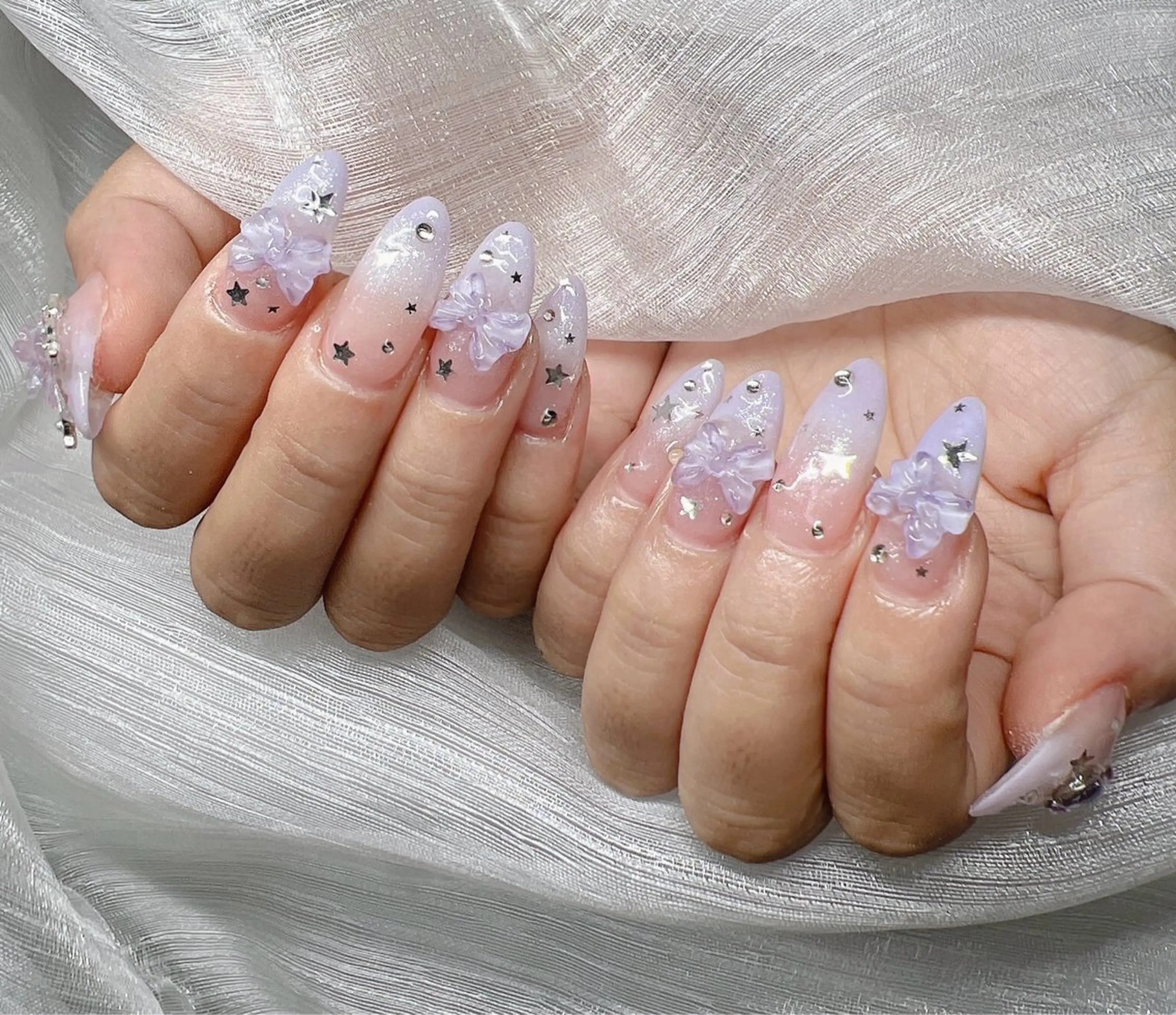 ネイル ハンドネイル Lee Nailsのネイルデザイン