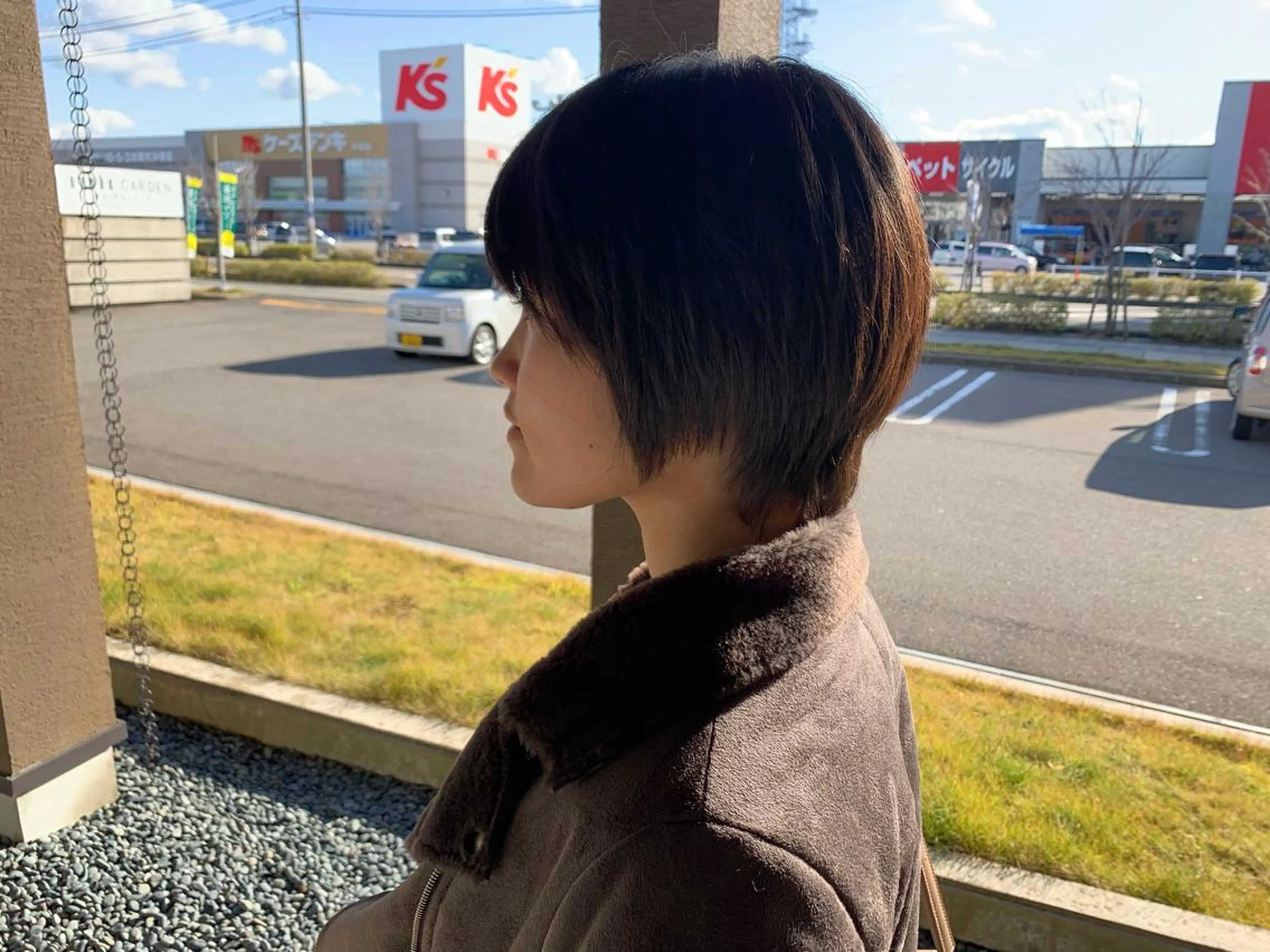 ショート パーマ くびれヘア 伸ばしかけ ショートヘア ストレートパーマ nambu-GARDEN所属・高橋 美波のヘアスタイル