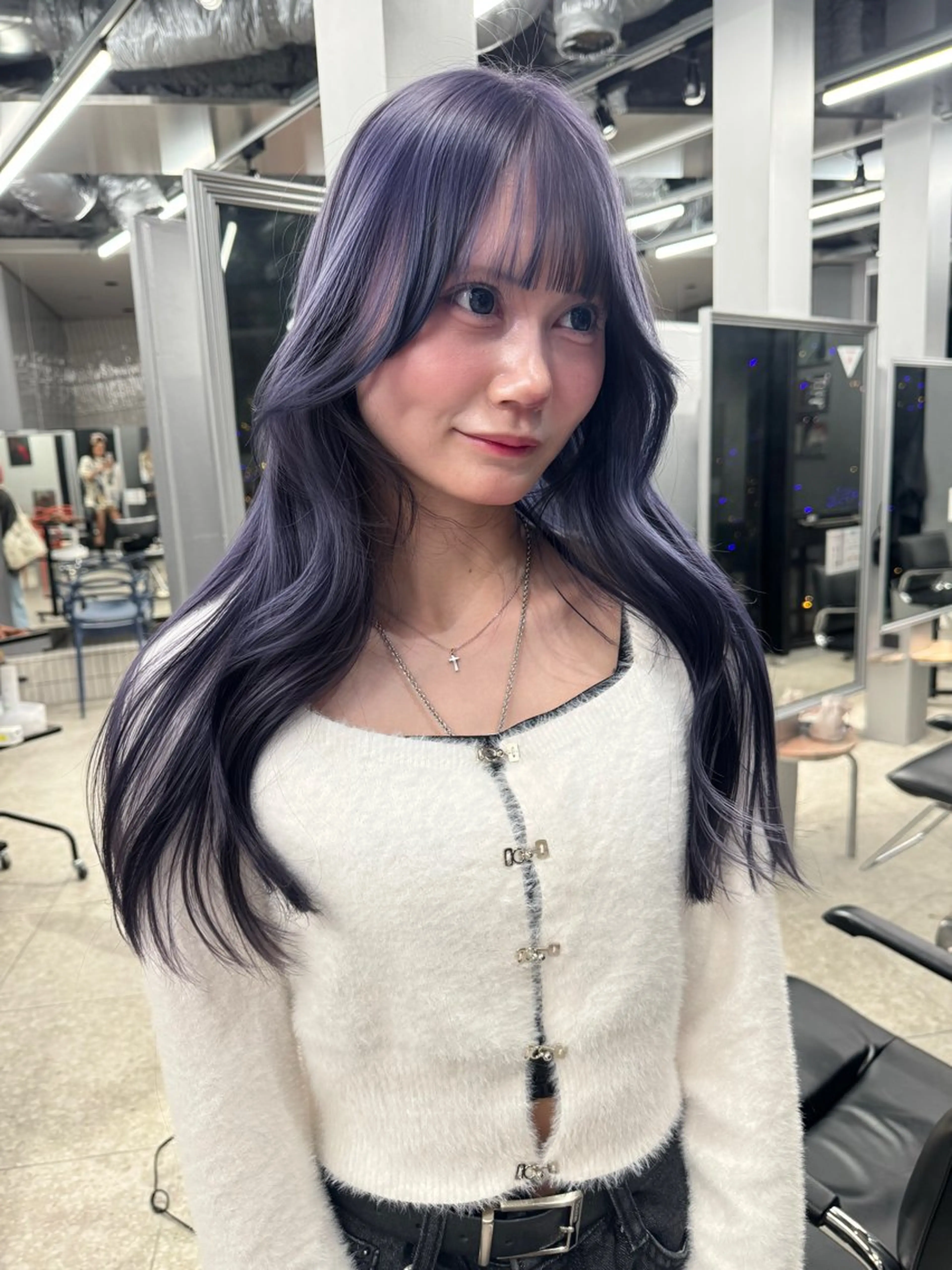 ロング カラー ブリーチ ヘアカラー PELE ハイトーン RIMUのヘアスタイル