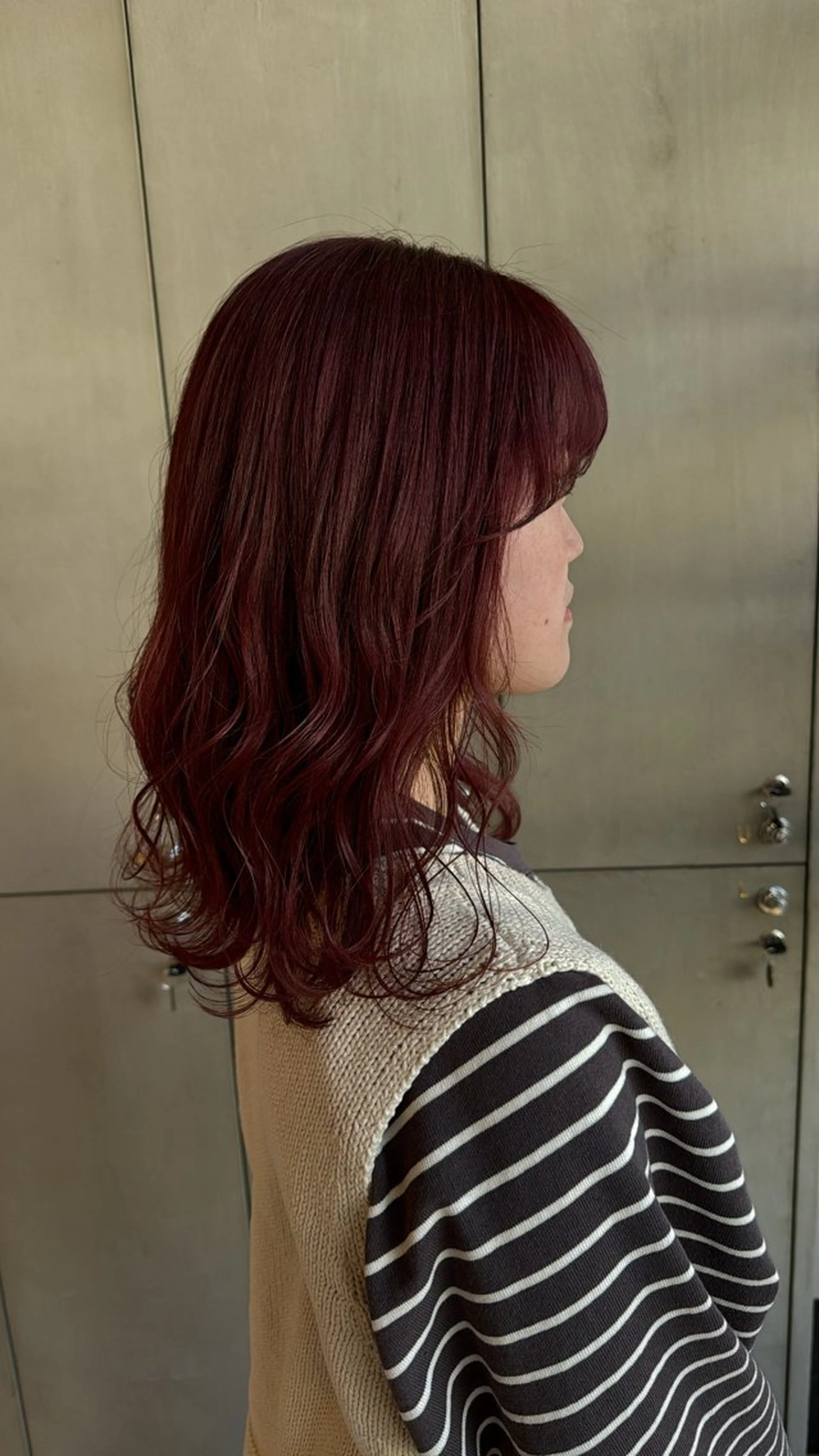 セミロング カラー レッドカラー ヘアカラー ｱｵﾇﾏ ﾐﾕ 🦕のヘアスタイル