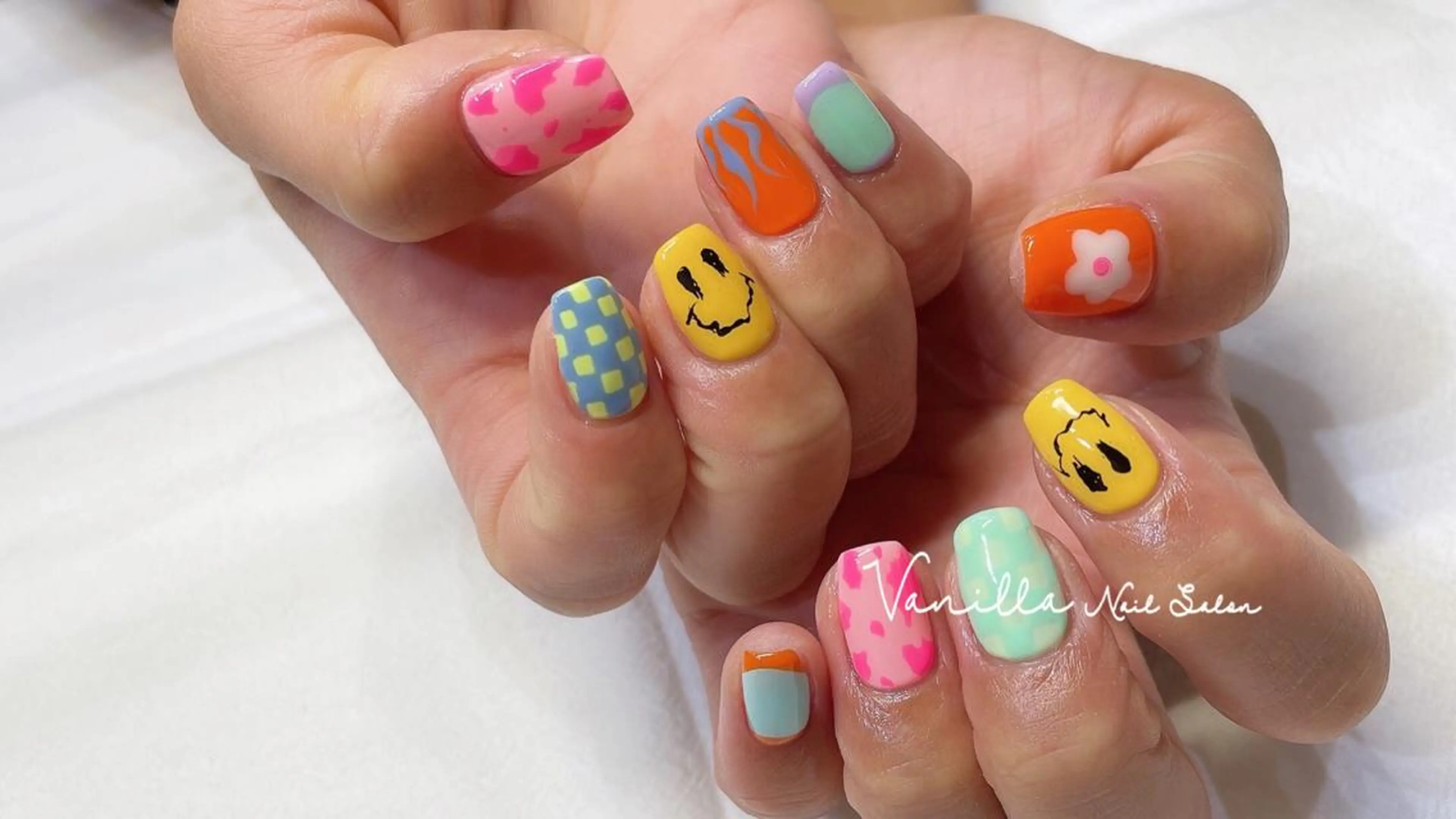 ネイル ハンドネイル Vanilla ネイルサロン 西川口のネイルデザイン