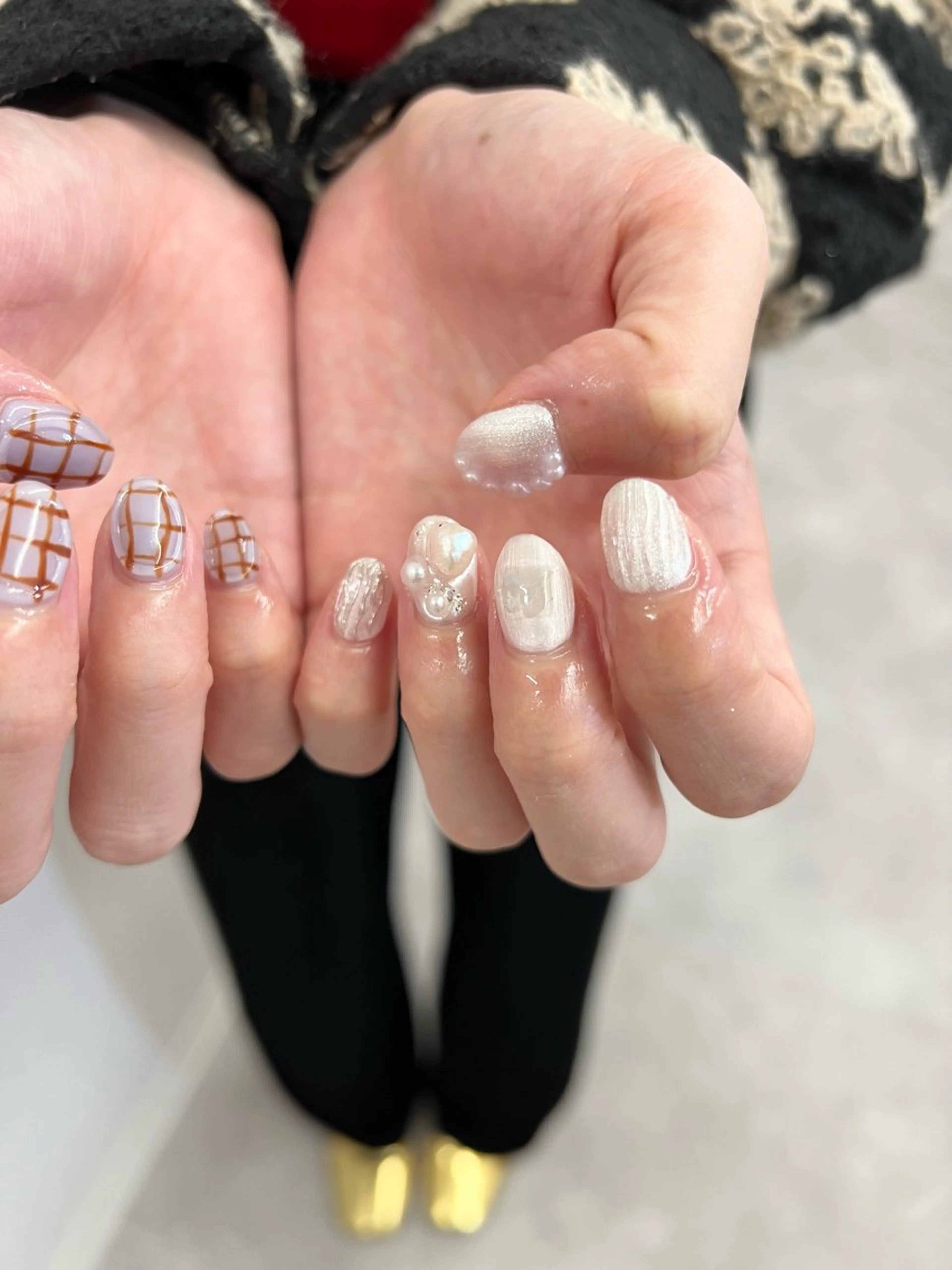 ネイル ジェルネイル 韓国ネイル マグネットネイル ニュアンスネイル パラジェル ハンドネイル ハンドケア Bana_ Nailのネイルデザイン