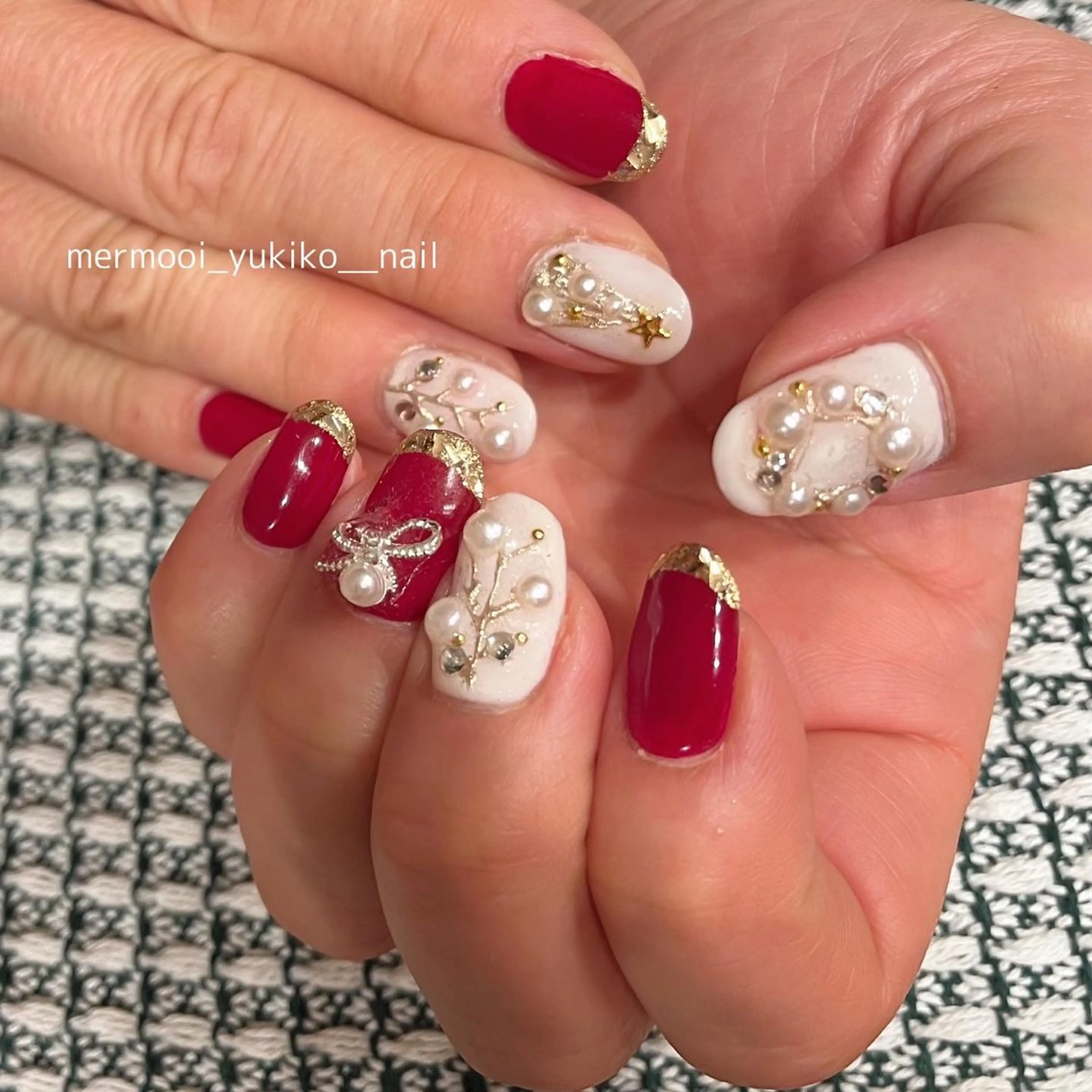 ネイル アートネイル フレンチネイル ジェルネイル ガラスフレンチ ゴールド ハンドネイル melu所属・melu yukikoのネイルデザイン