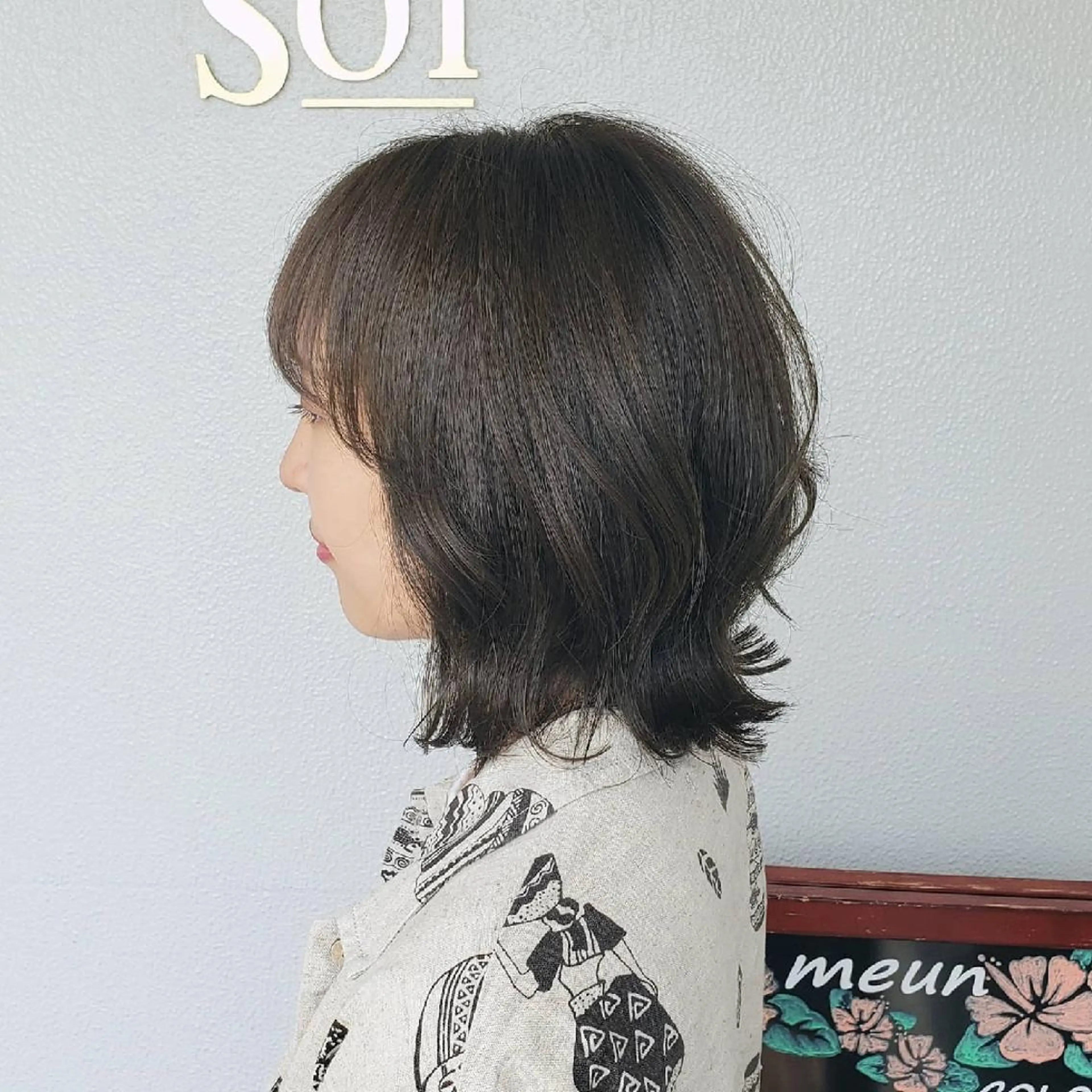ミディアム カラー 神谷 涼のヘアスタイル