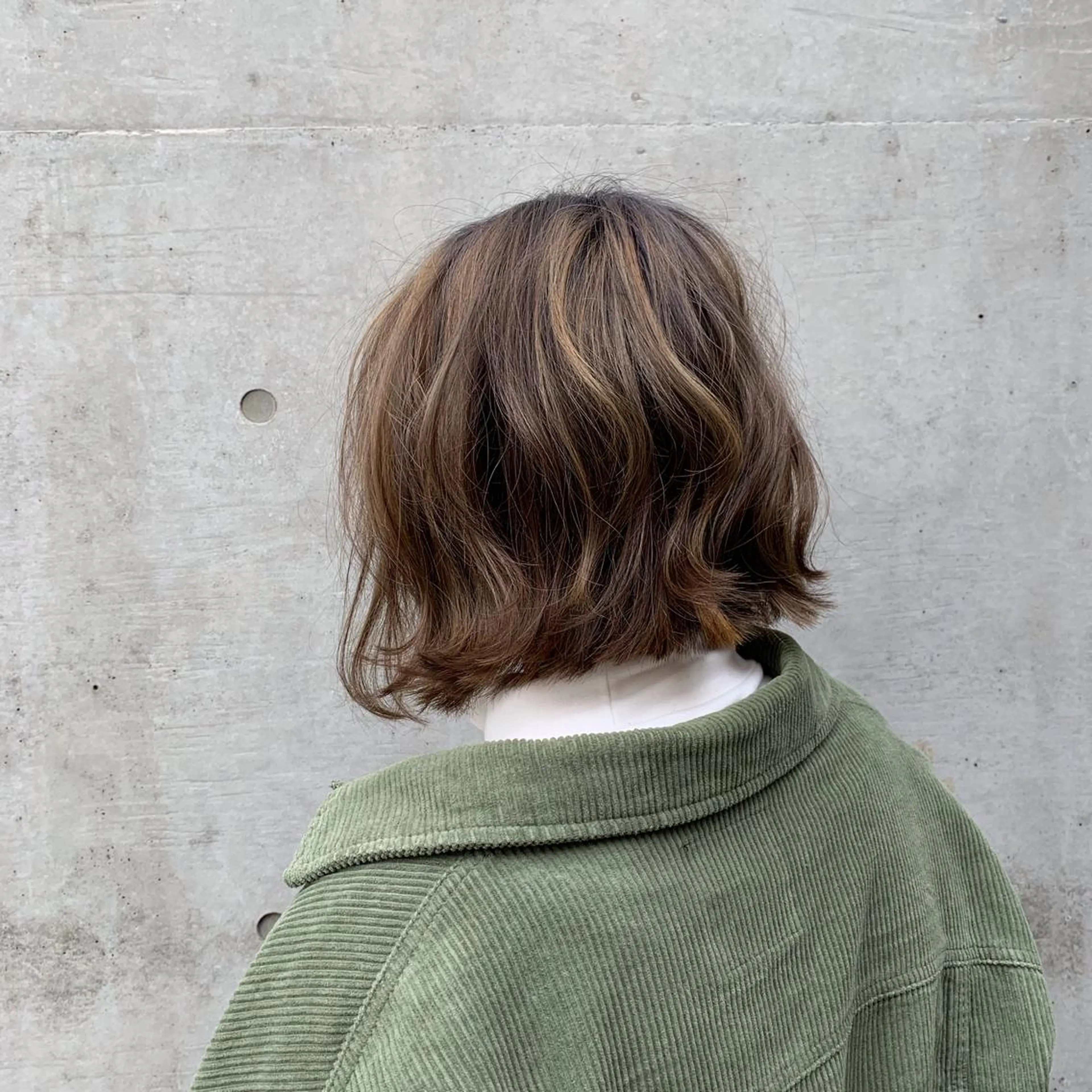 ショート カラー ハイライトカラー ボブ ハイライト ヘアカラー cfr professional artist salon所属・佐野 智史のヘアスタイル