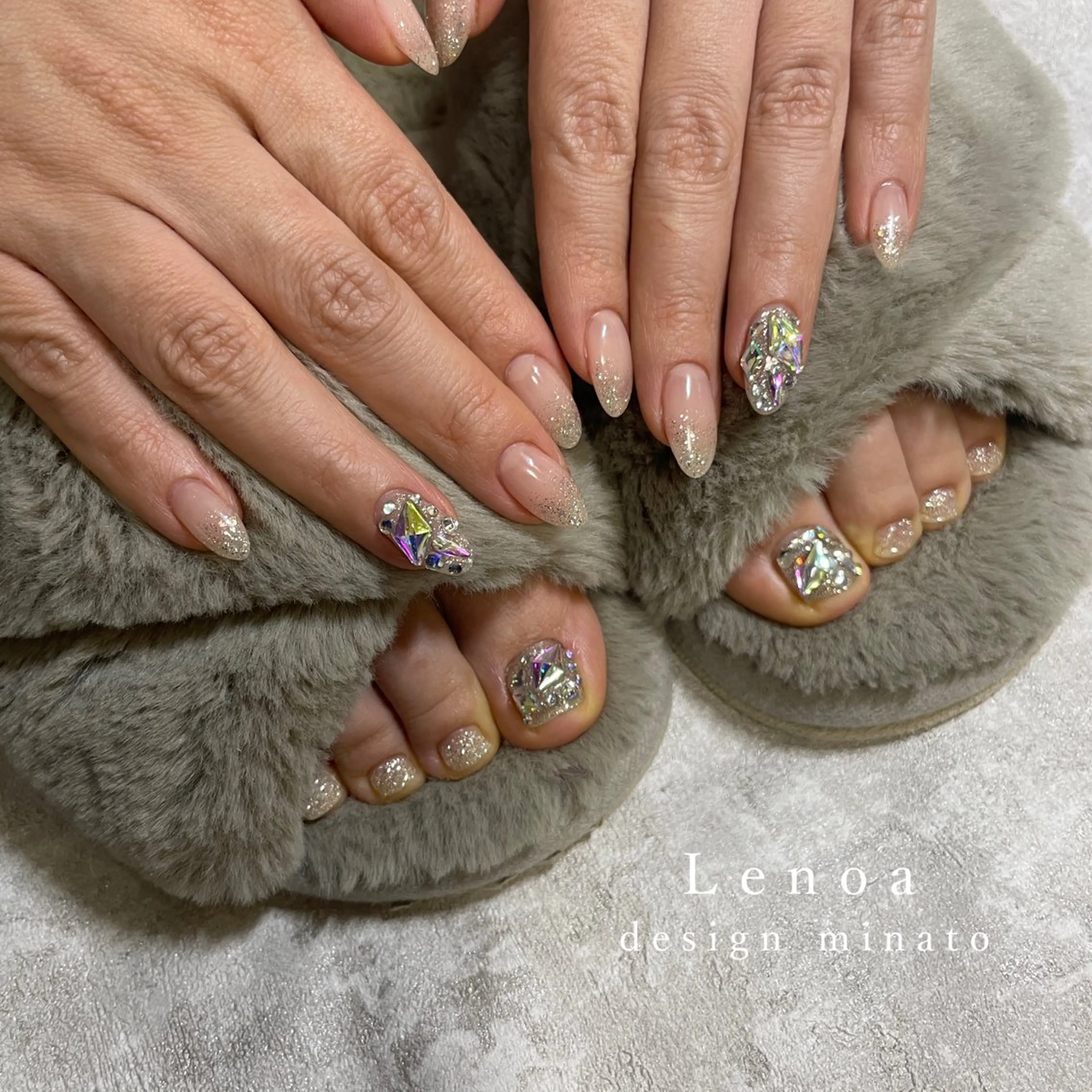 ネイル フットネイル ワンカラーネイル ハンドネイル Lenoa minatoのネイルデザイン