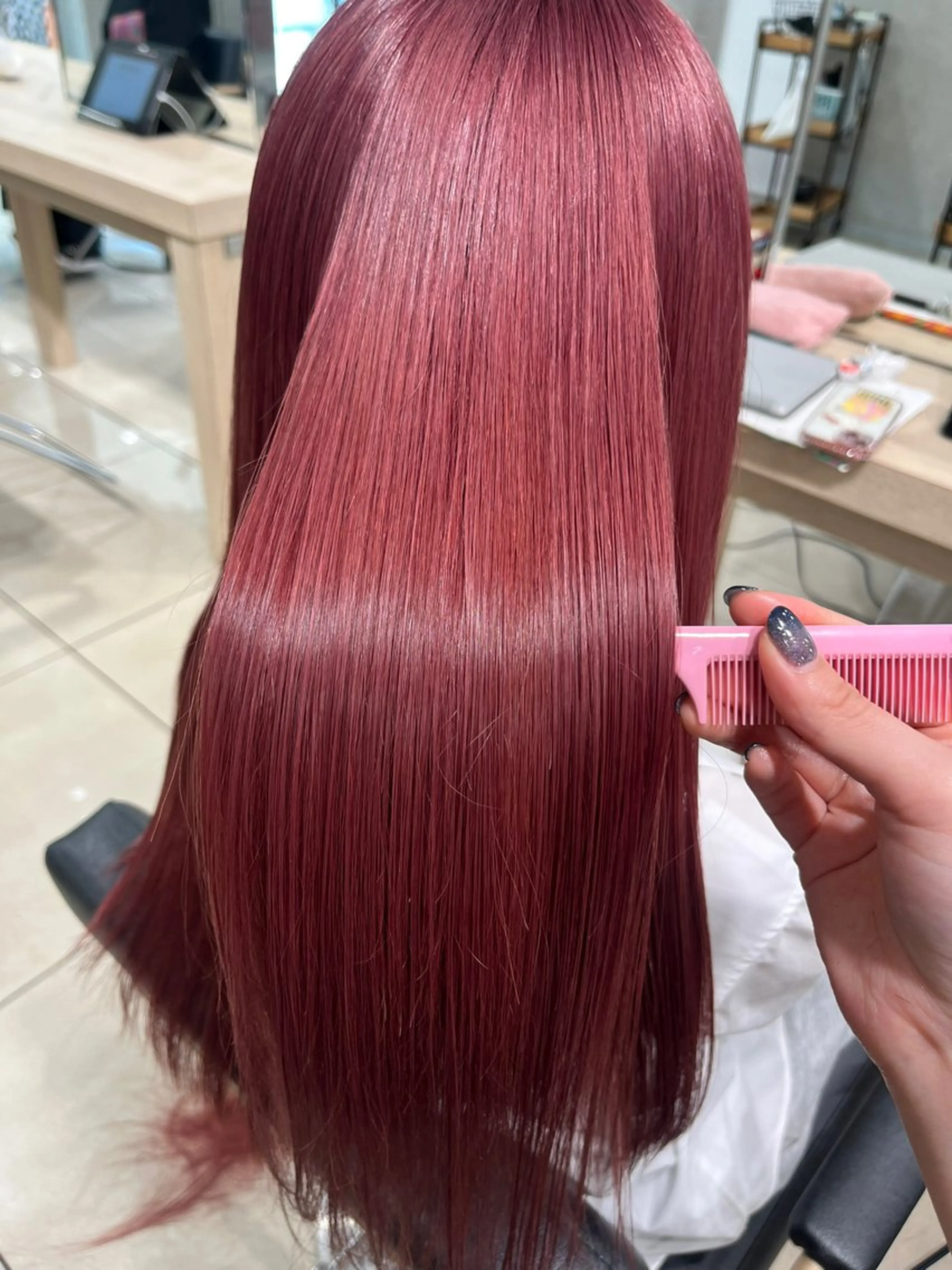 ロング カラー ブリーチ ケアブリーチ ピンクカラー 縮毛矯正 トリートメント カット ヘアカラー 巖本 真希のヘアスタイル
