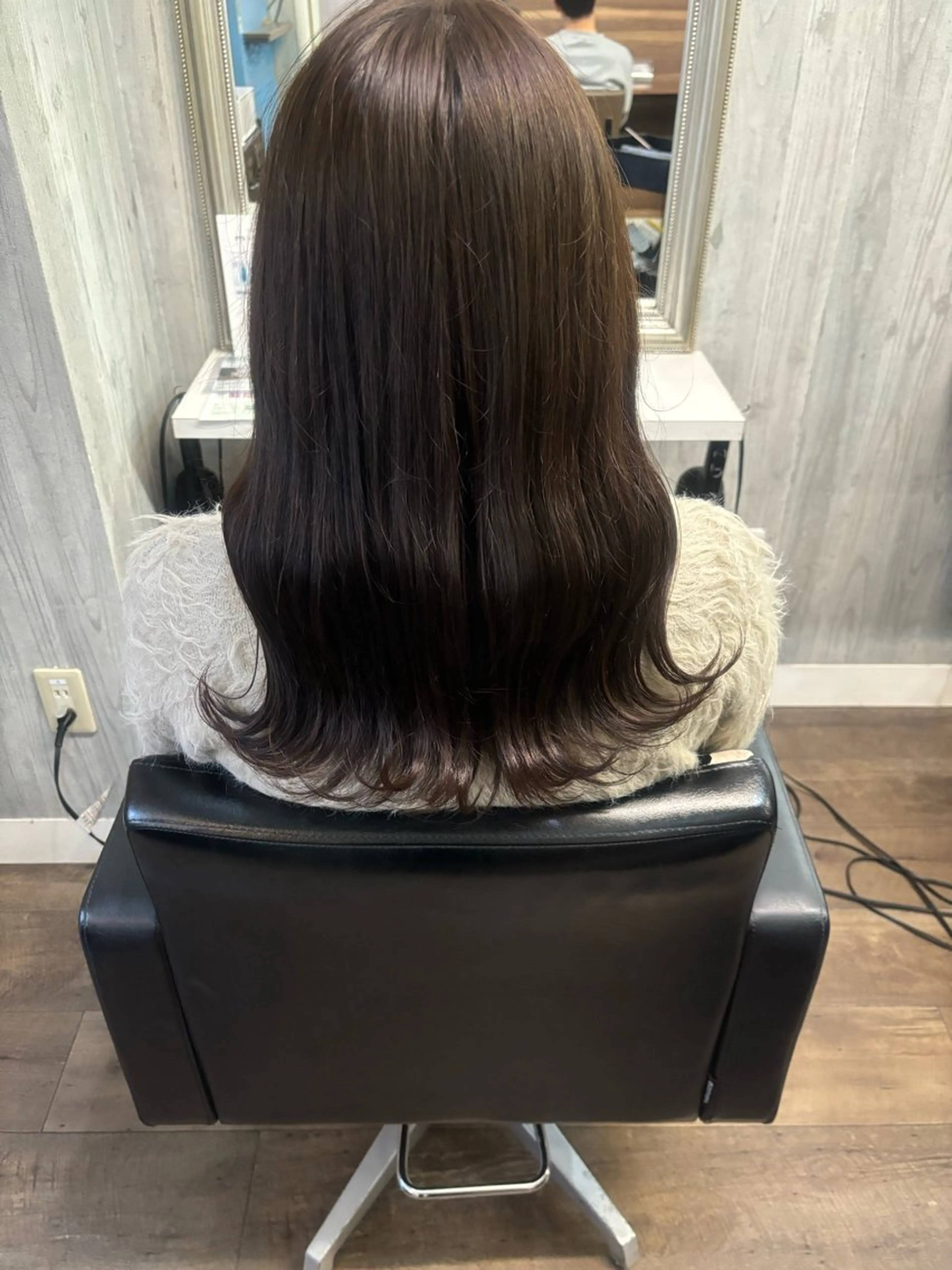 カラー 🫧うる艶カラー🫧 CHIKA🪼のヘアスタイル