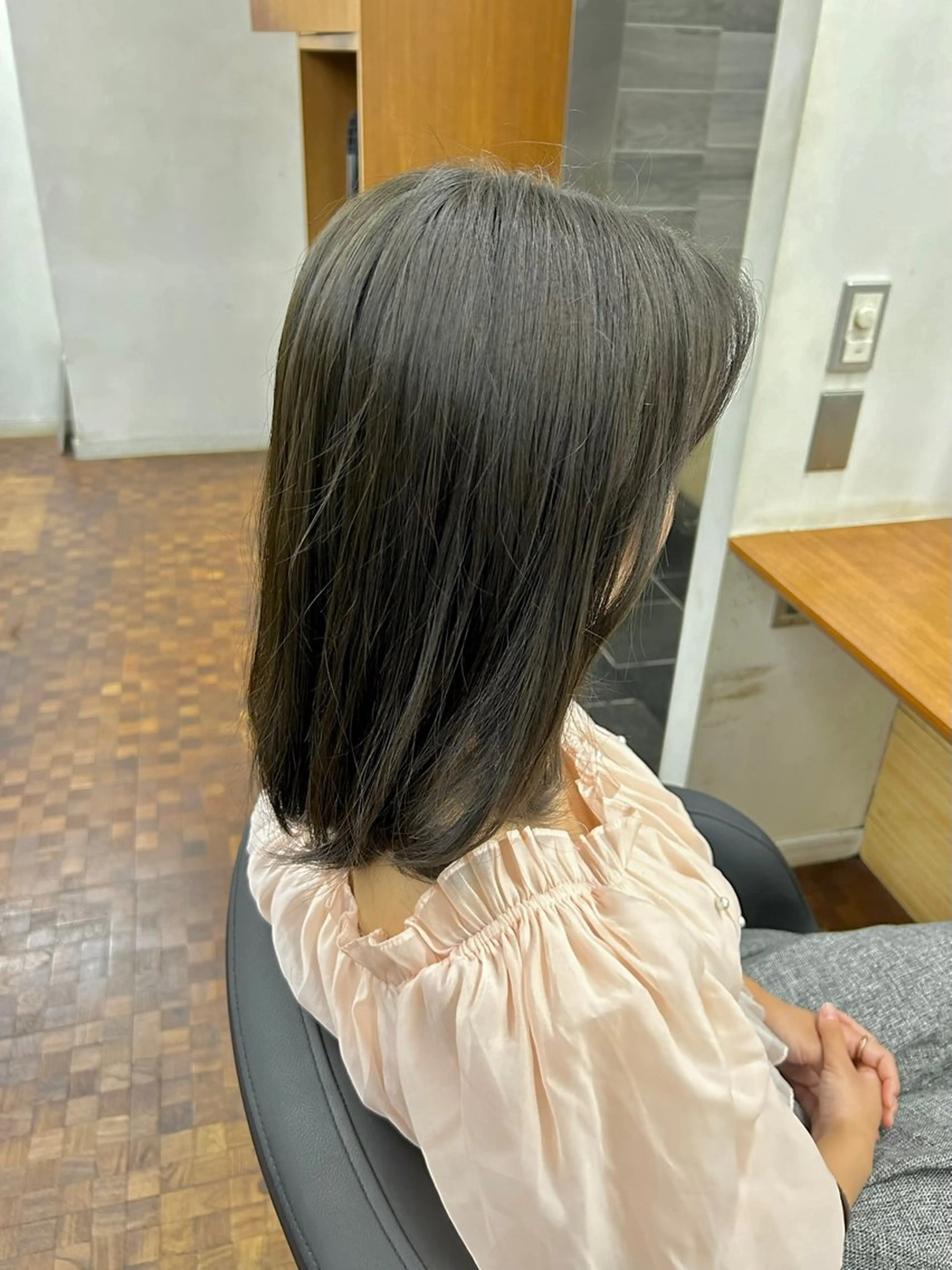 ミディアム カラー ヘアカラー トリートメント bAteAu所属・💎透明感カラー💎 本田 天音のヘアスタイル