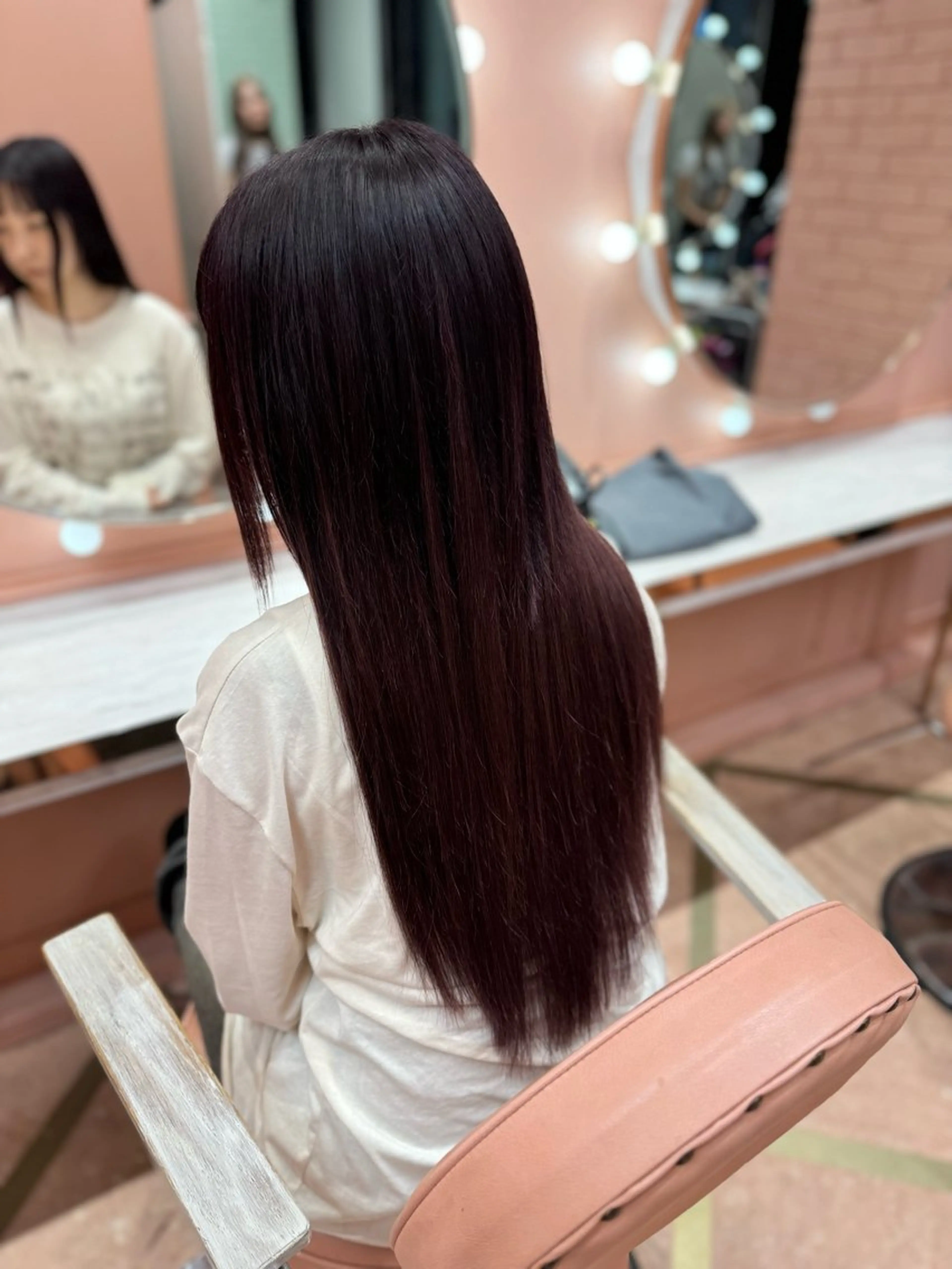 ロング 🇰🇷韓国風ハイ トーンKANA🖤のヘアスタイル